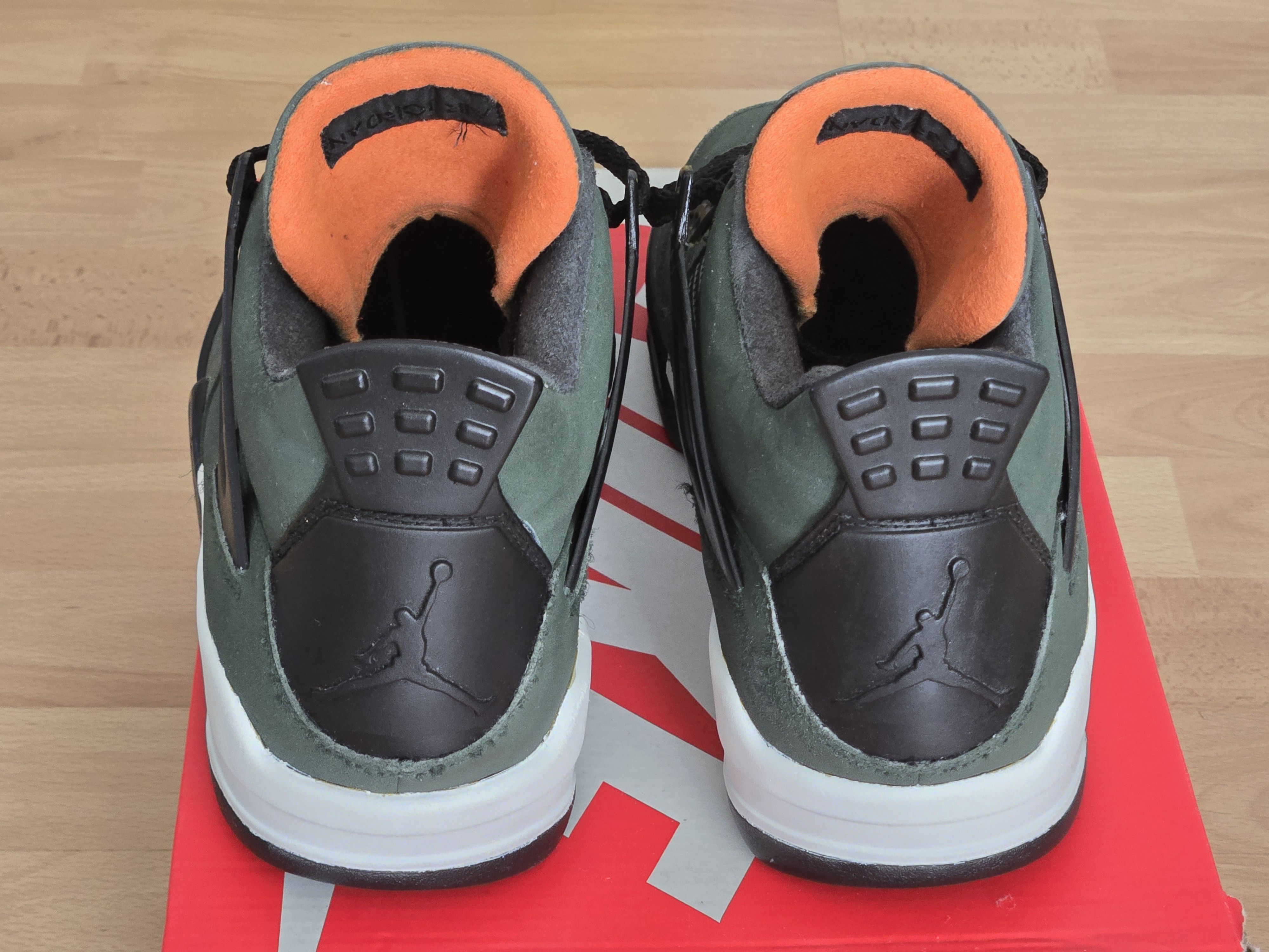 Nike Air Jordan 4 Retro Thunder Custom Undefeated Sz 9.5 Size US 9.5 / EU 42-43 - 5 Thumbnail