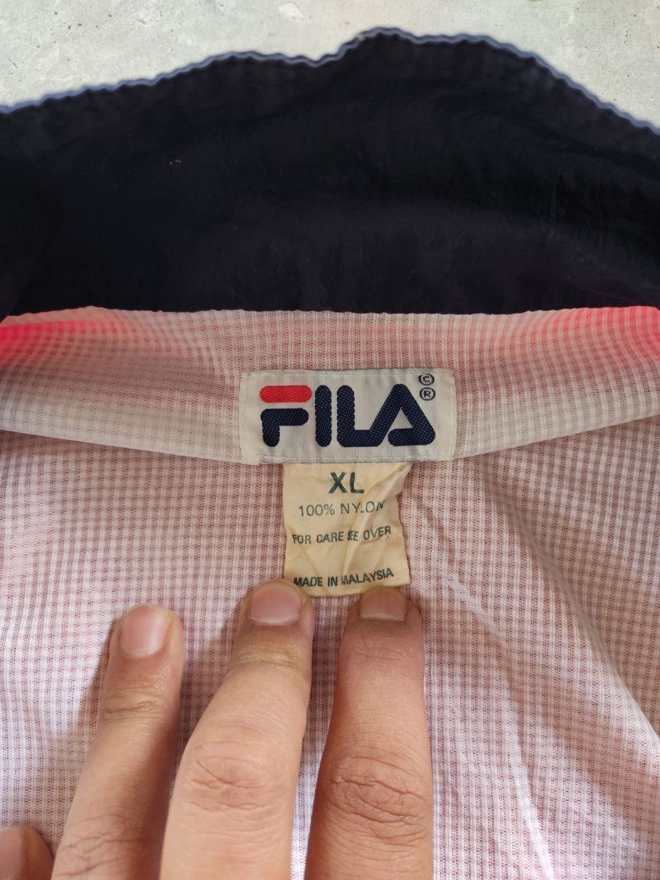 Fila × Vintage Vintage 90s Fila Center Spellout Half Zipper Light Jacket Size US XL / EU 56 / 4 - 4 Thumbnail
