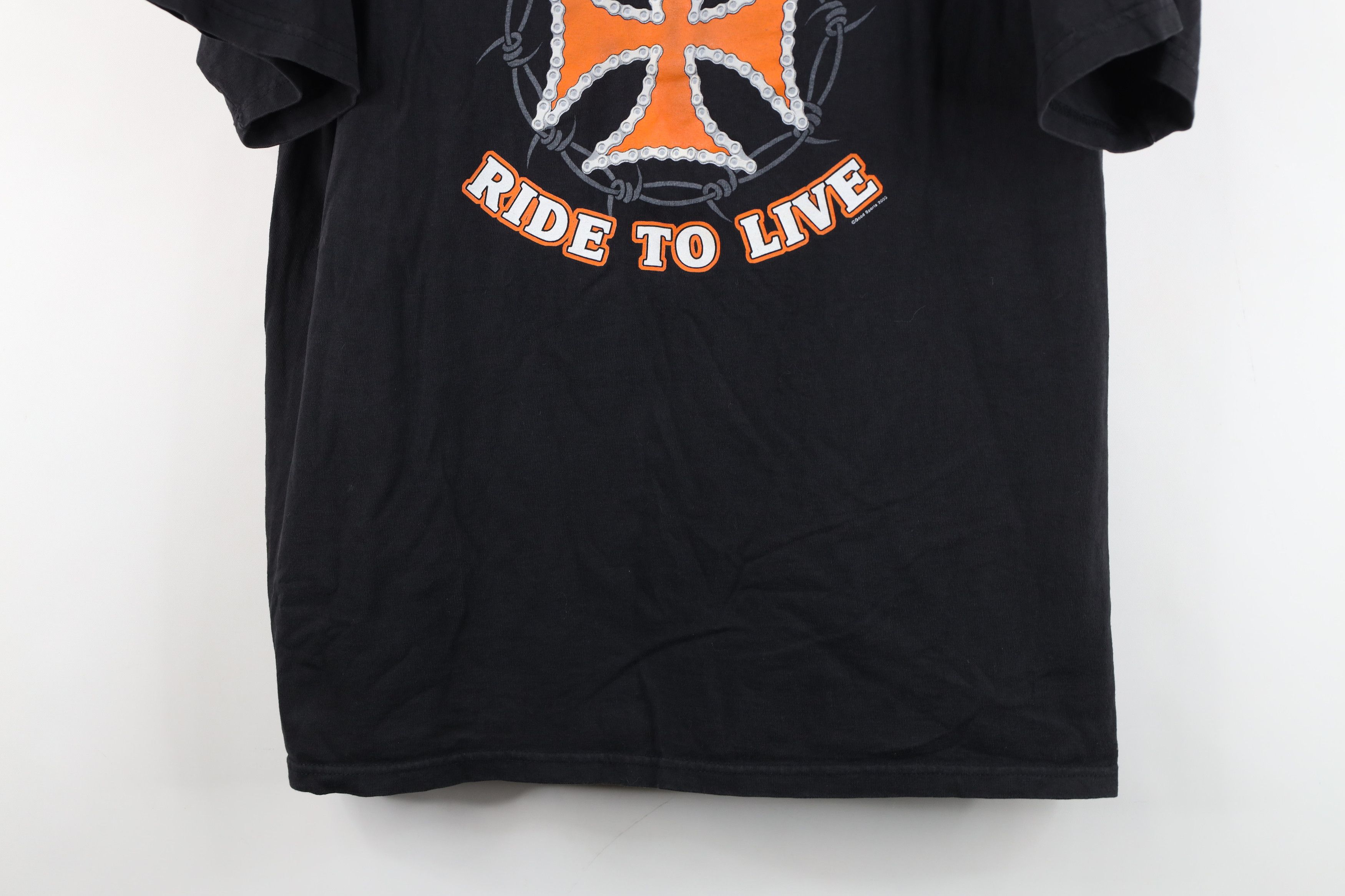 Vintage Vintage Y2K Streetwear Wire Iron Cross Motorcycle T-Shirt Size US L / EU 52-54 / 3 - 3 Thumbnail