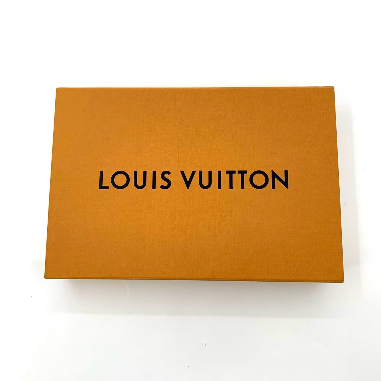 Louis Vuitton Louis Vuitton LV – 2022 Collection – Logo monogram perforate Size 40" / US 18 - 7 Thumbnail