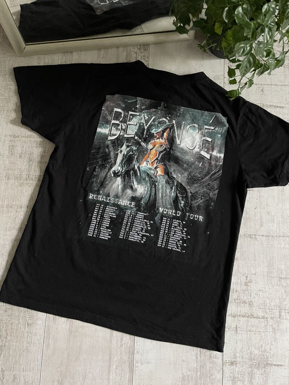 Band Tees × Beyonce 💥RARE💥 Beyonce Cowgirl Renaissance T-Shirt World Tour Size US S / EU 44-46 / 1 - 4 Thumbnail