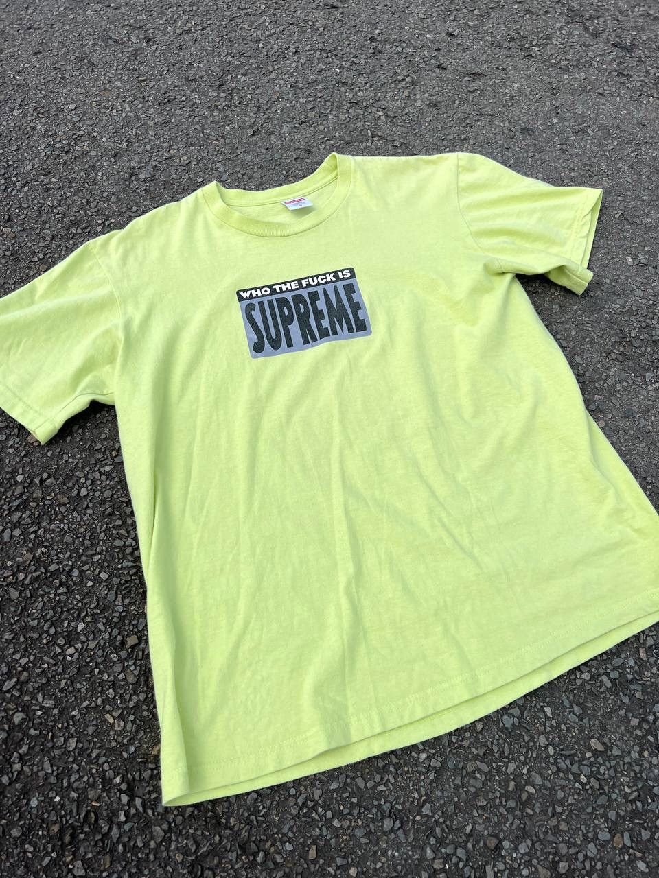 Supreme Vintage Who The Fuck Is Supreme T Shirt Hype Size US M / EU 48-50 / 2 - 5 Thumbnail