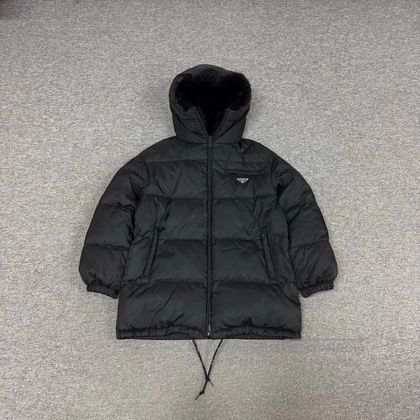 Prada Prada size 38 Delta-shaped logo hooded down jacket| Size US M / EU 48-50 / 2 - 1 Thumbnail