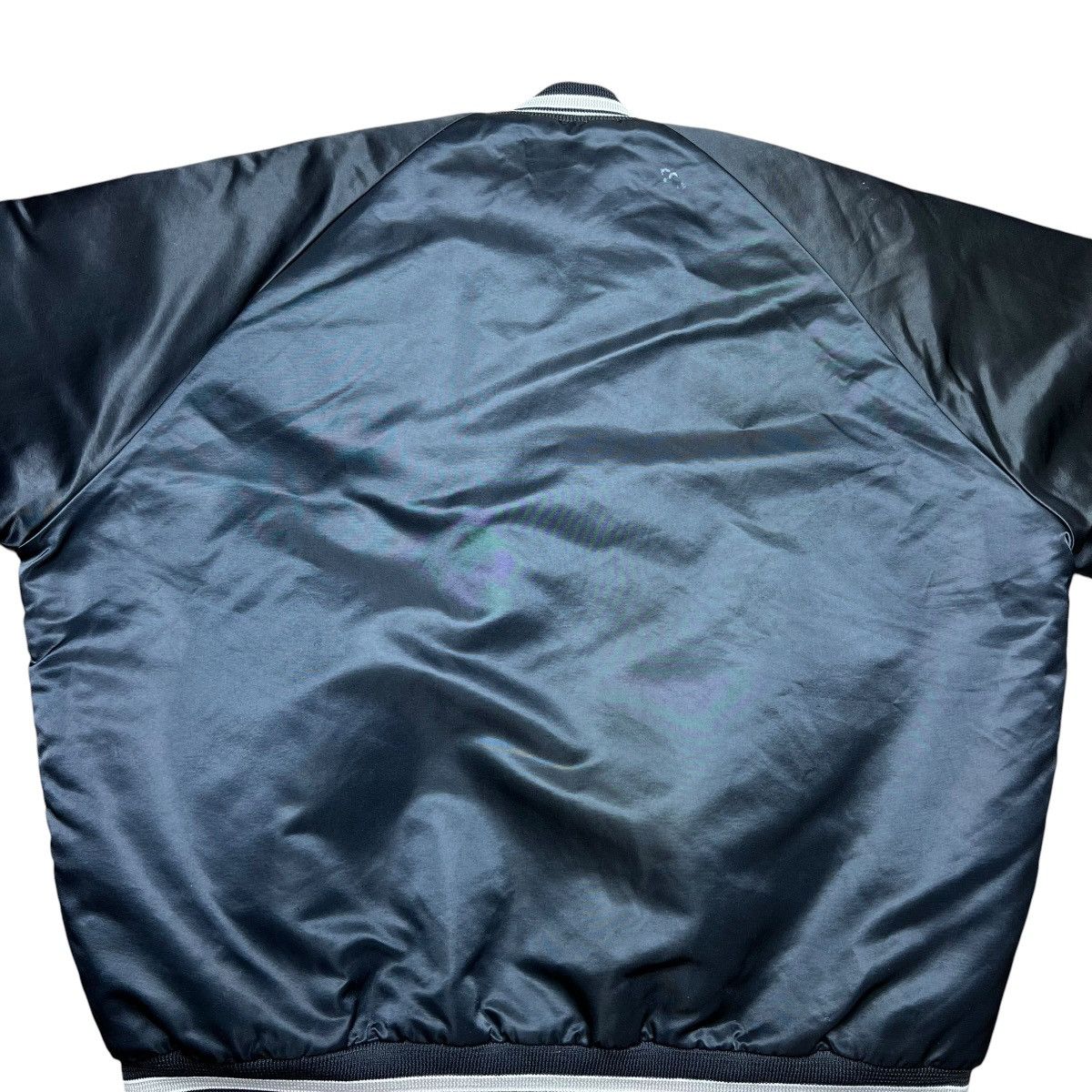 Chalk Line Vintage 80s Raiders Football Helmet Chalk Line Satin Jacket Size US L / EU 52-54 / 3 - 11 Thumbnail