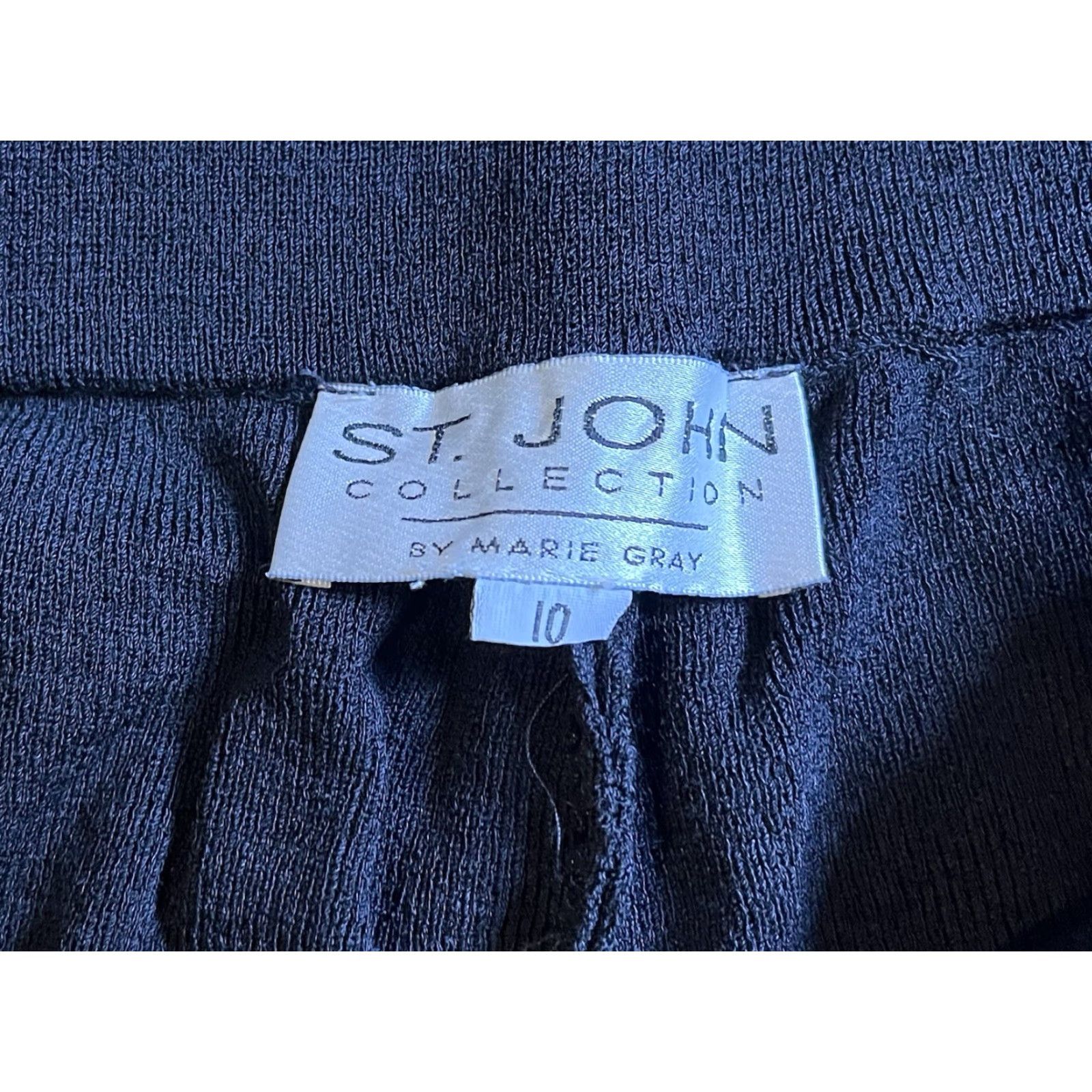 St. John St. John Collection Santana Knit Stretch Pants Women's 10 Black Wool Front Pleated Dress Pants Slim Straight Adult Regular Boy? No Size 32" / US 10 / IT 46 - 4 Thumbnail