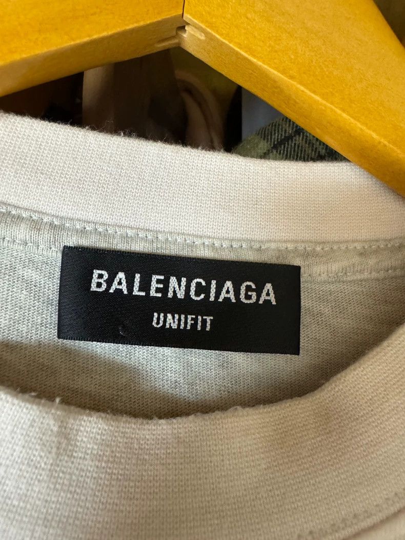 Balenciaga Balenciaga Inverted embroidered short sleeves Size US M / EU 48-50 / 2 - 2 Thumbnail