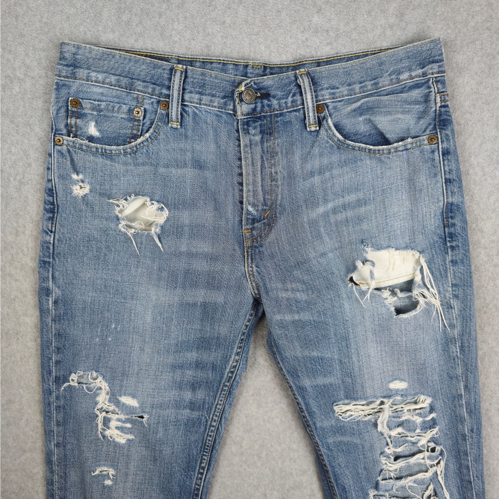 Levi's Levi's Mens 33x34 Straight Leg Distressed Jeans Size US 33 - 4 Thumbnail