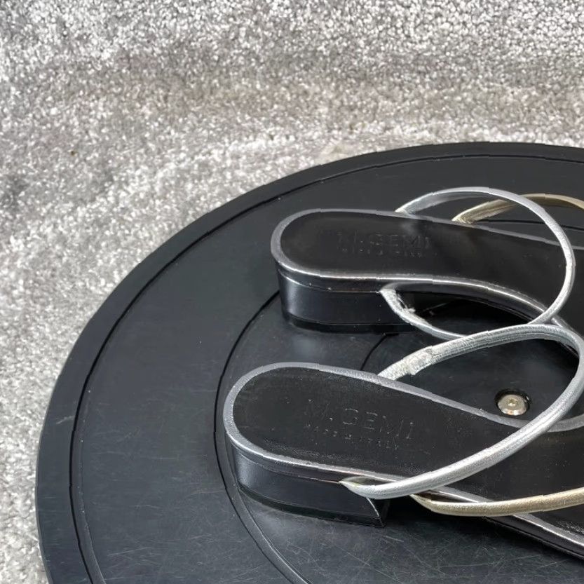 Vintage VINTAGE M. GEMI Women's Sandals Size 5.5 Leather Strappy Silver Slip-On Outdoor Summer Size US 5.5 / IT 35.5 - 7 Thumbnail