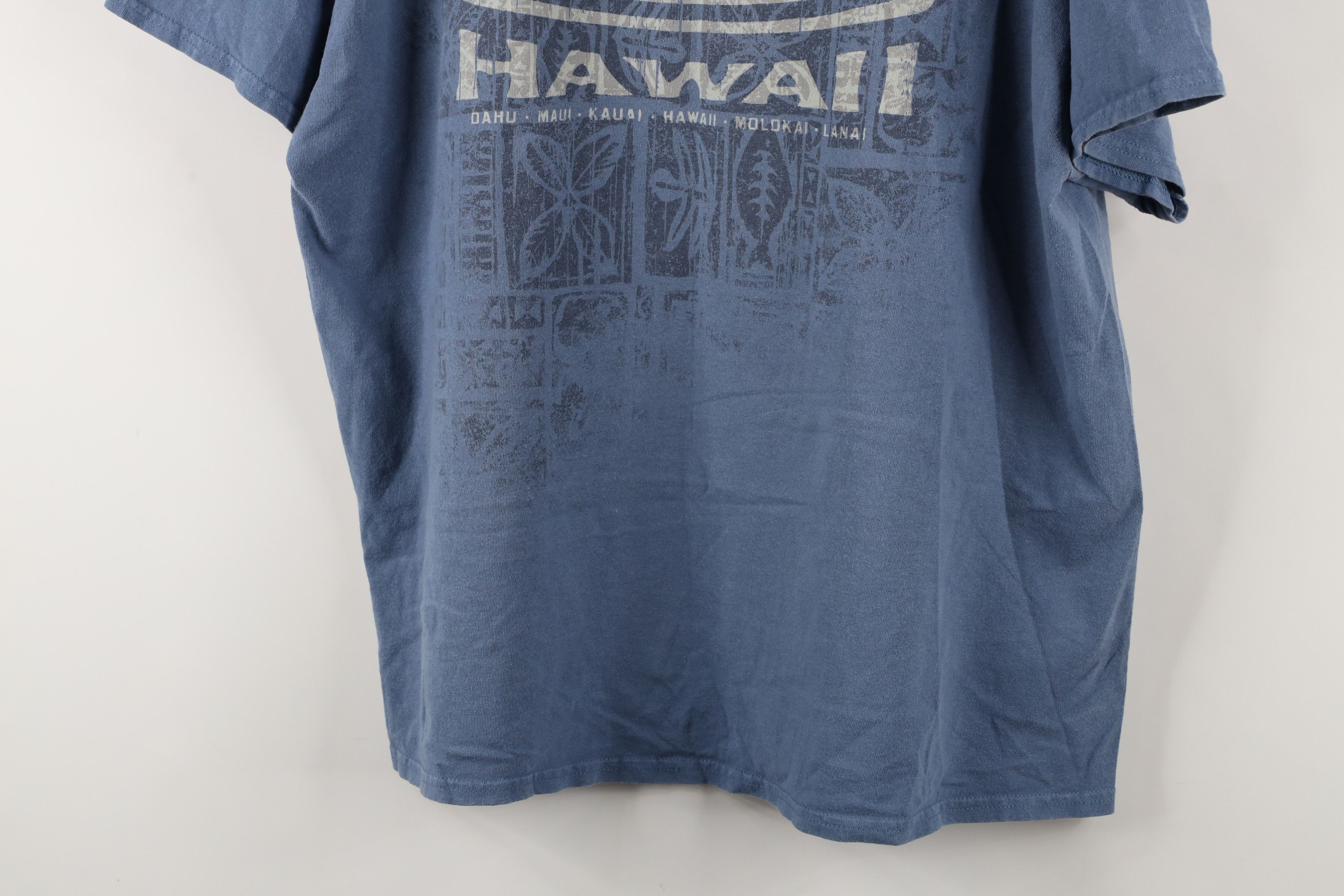 Vintage Vintage Y2K Streetwear Hawaii Surfing T-Shirt Blue Cotton Size US XL / EU 56 / 4 - 13 Thumbnail