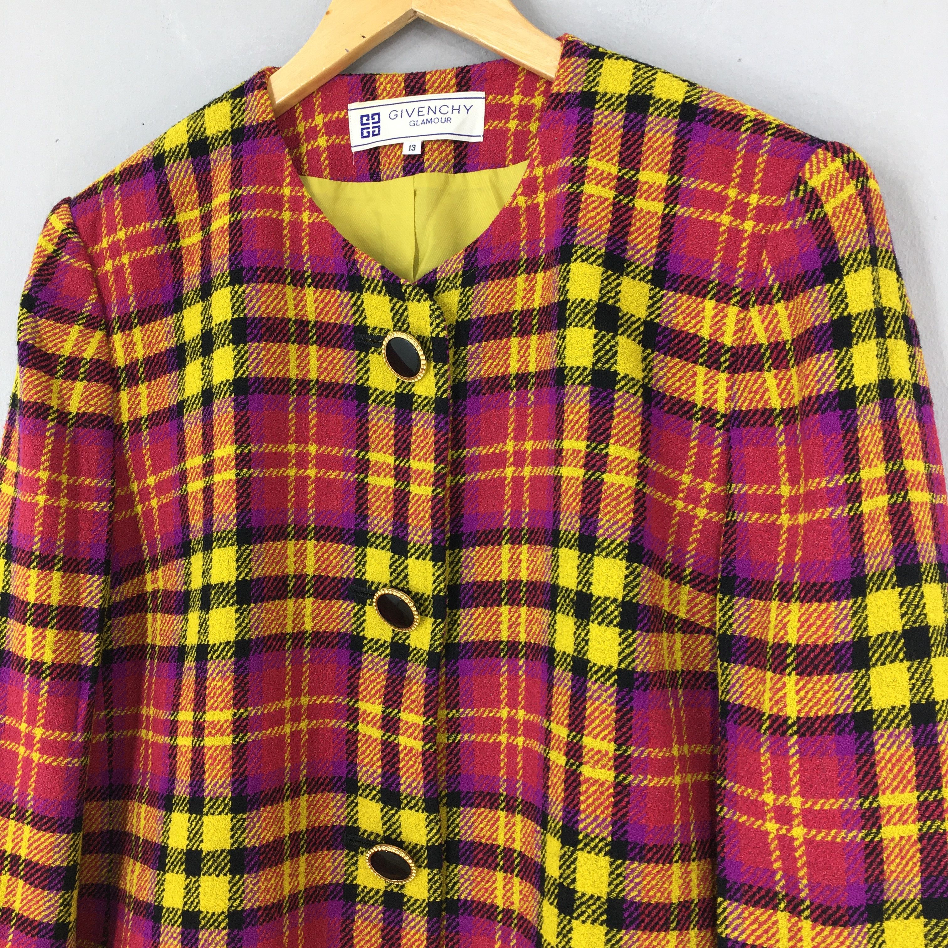 Designer × Givenchy × Vintage Vintage 90's Givenchy Checkered Women Coat Medium Size M / US 6-8 / IT 42-44 - 4 Thumbnail