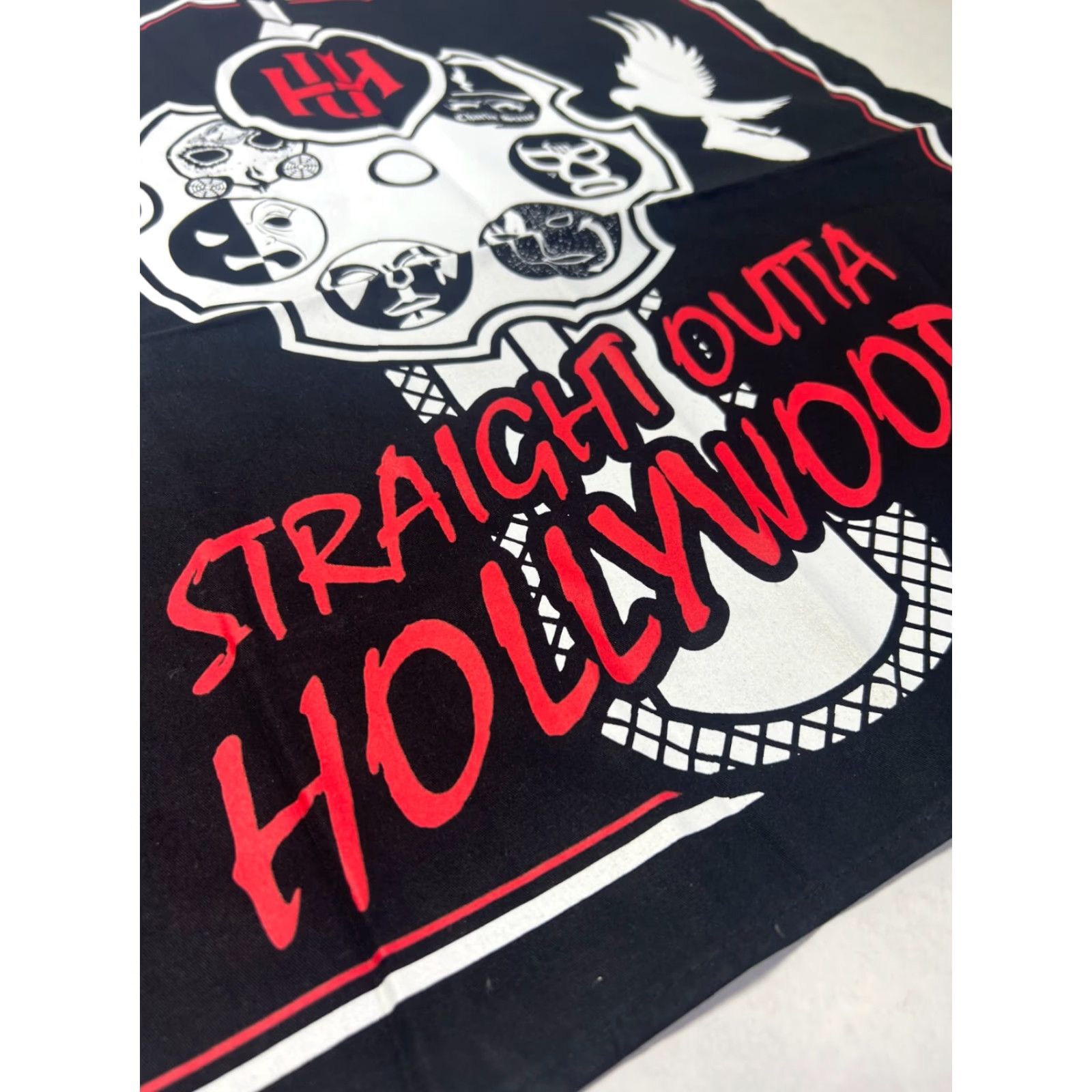 Vintage Hollywood Undead Bandana Unisex 20x20 Black Paisley Face Mask Head Wrap Mouth Cover Scarf The Blood Album Size ONE SIZE - 3 Thumbnail