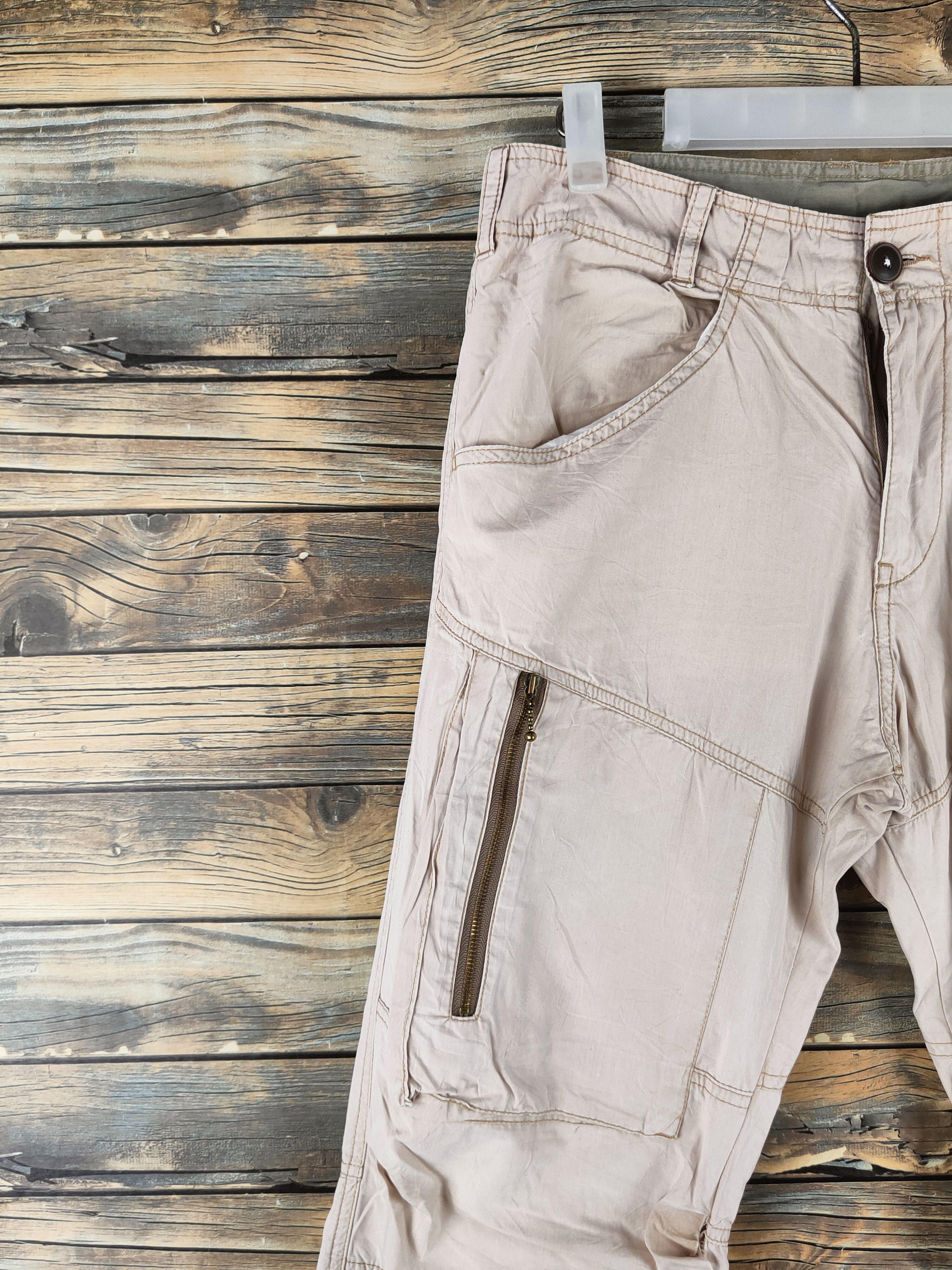 Takeo Kikuchi TK Ivory Multipocket utility cargo Casual Pants #46-349 Size US 30 / EU 46 - 4 Thumbnail