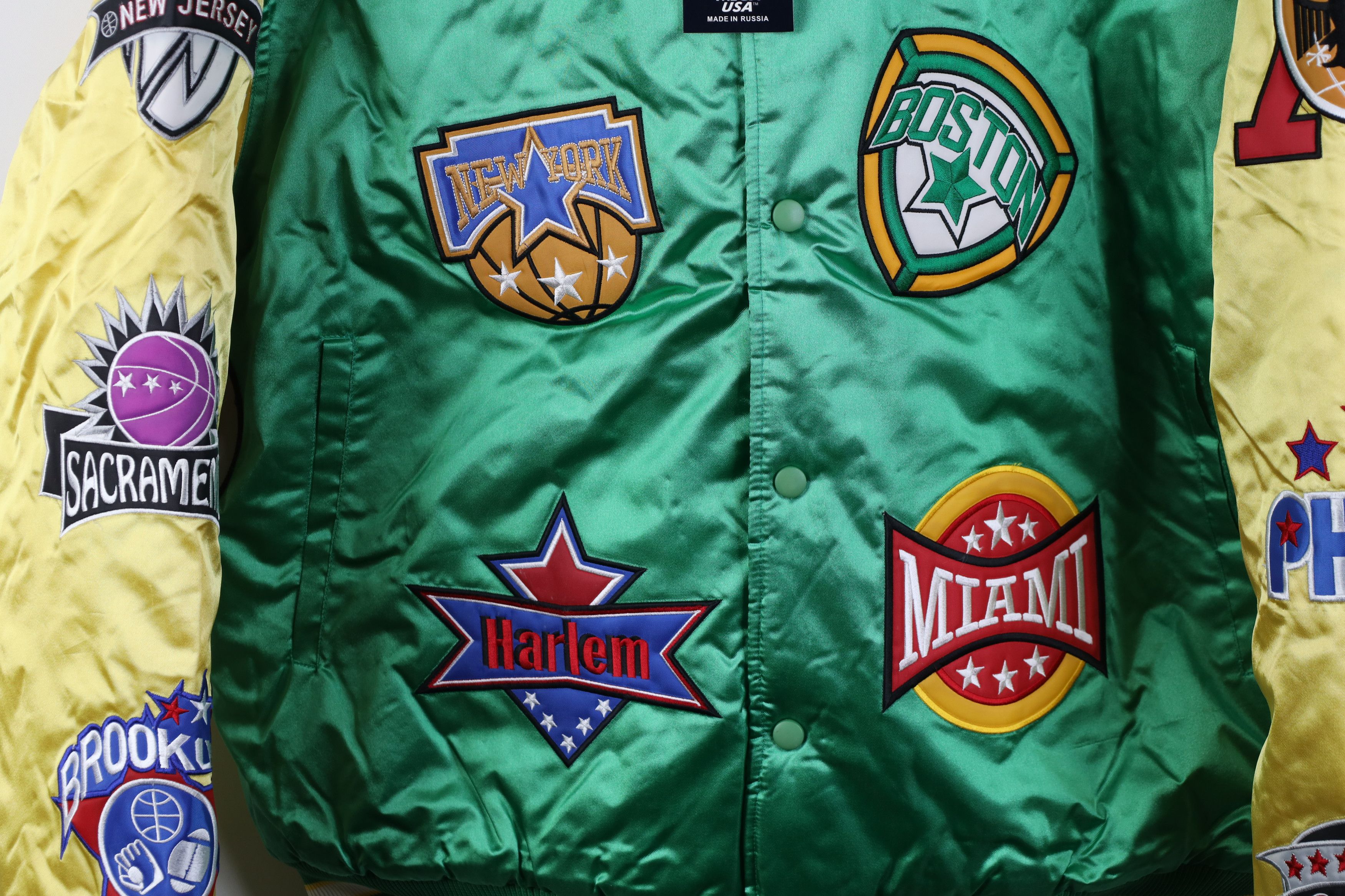 Vintage Deadstock Vintage 90s Y2K Basketball Satin Bomber Jacket Size US XXL / EU 58 / 5 - 4 Thumbnail