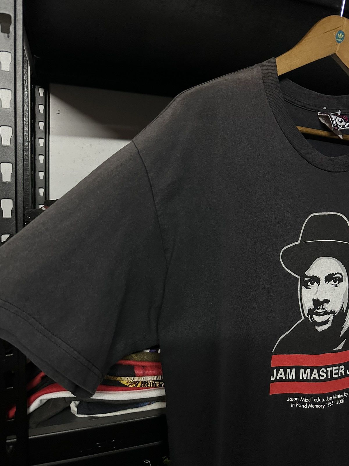 Band Tees × Rap Tees × Vintage Vintage Jam Master Jay Run Dmc Sun Faded Tee Size US XL / EU 56 / 4 - 5 Thumbnail
