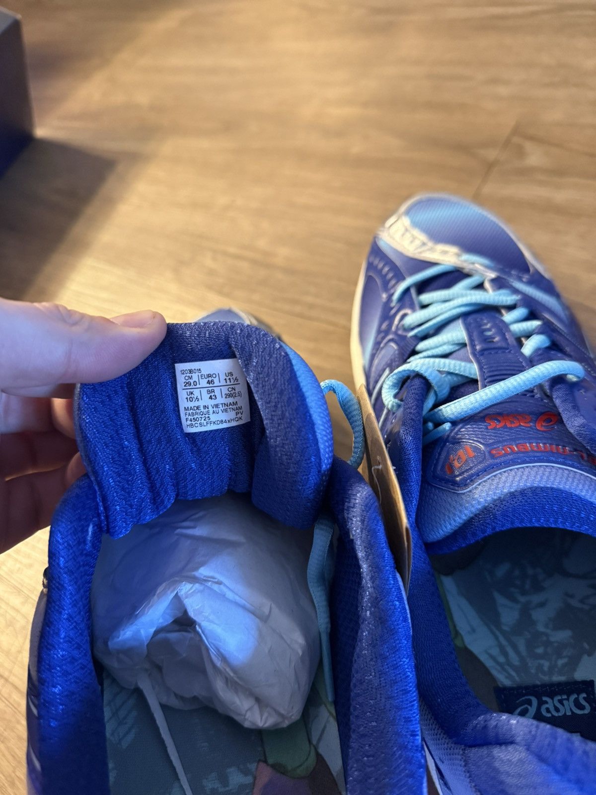 Asics × Kith × Marvel Comics Kith x Marvel vs Capcom “Mega Man vs Iron Man” Asics Size US 11.5 / EU 44-45 - 12 Thumbnail