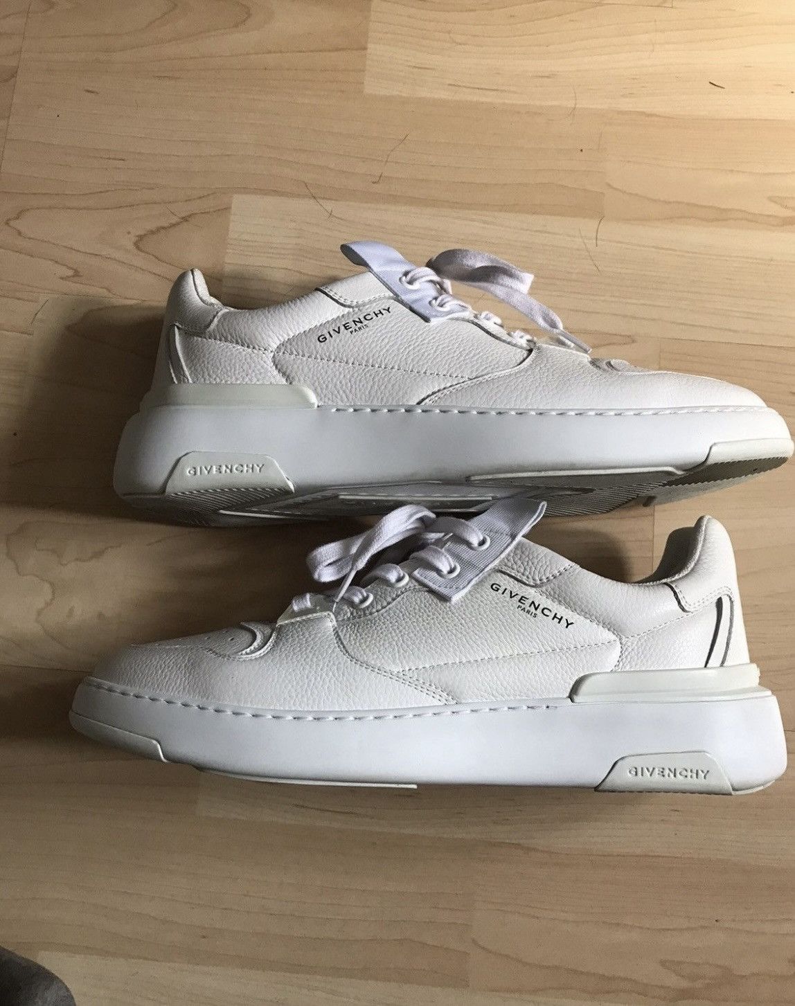 Givenchy Givenchy Leather Sneakers Size US 9 / EU 42 - 2 Thumbnail