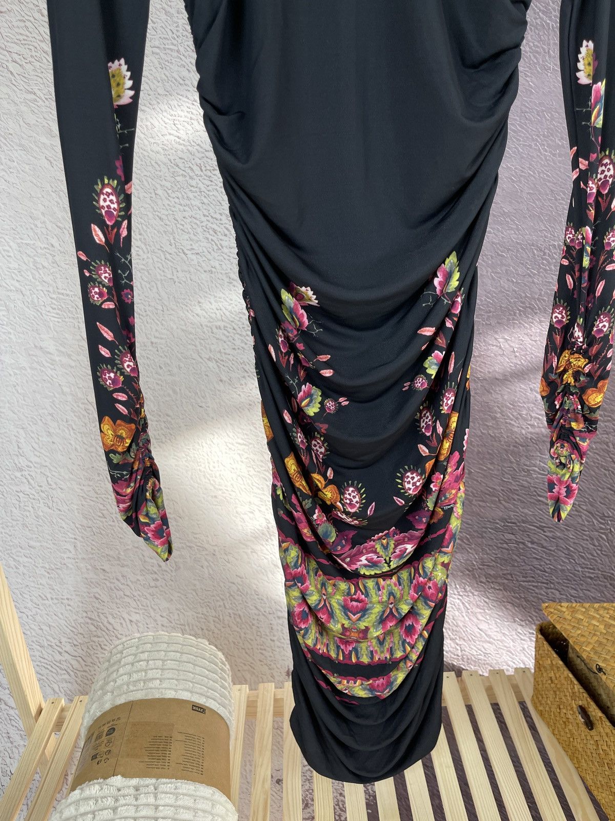 Roberto Cavalli Roberto Cavalli slim deconstructed fitting flower dress Size S / US 4 / IT 40 - 16 Thumbnail