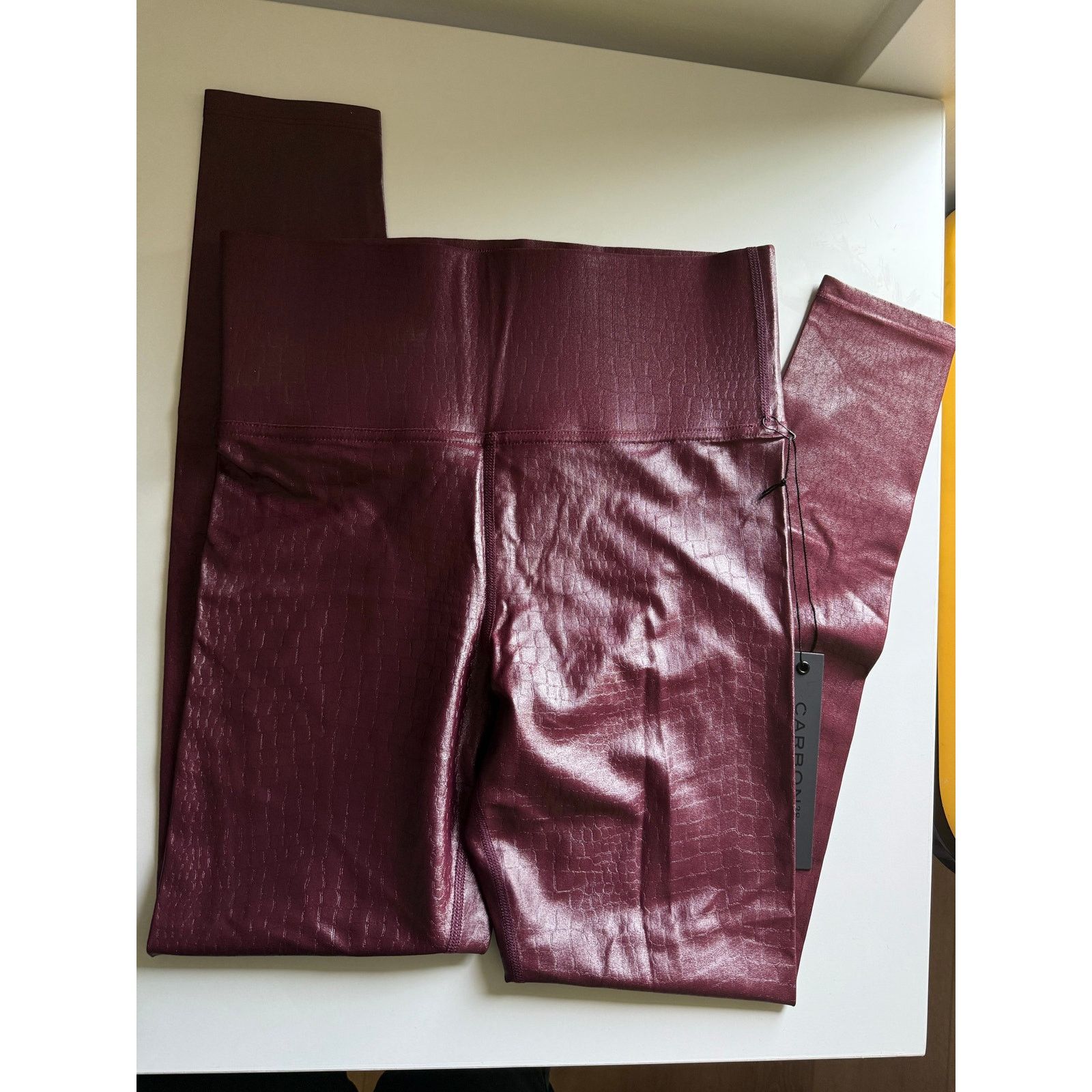 REVOLVE $128 New Carbon38 Takara Crocodile 7/8 Leggings - Small Wine Size 27" / US 4 / IT 40 - 4 Thumbnail