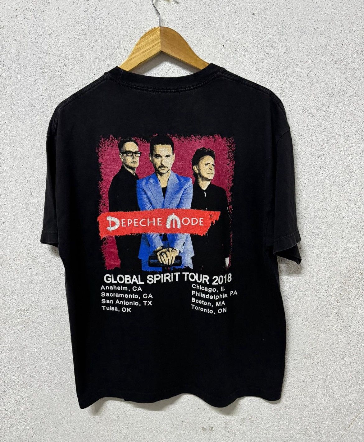 Band Tees Depeche mode tour 2018 tshirt Size US L / EU 52-54 / 3 - 1 Thumbnail