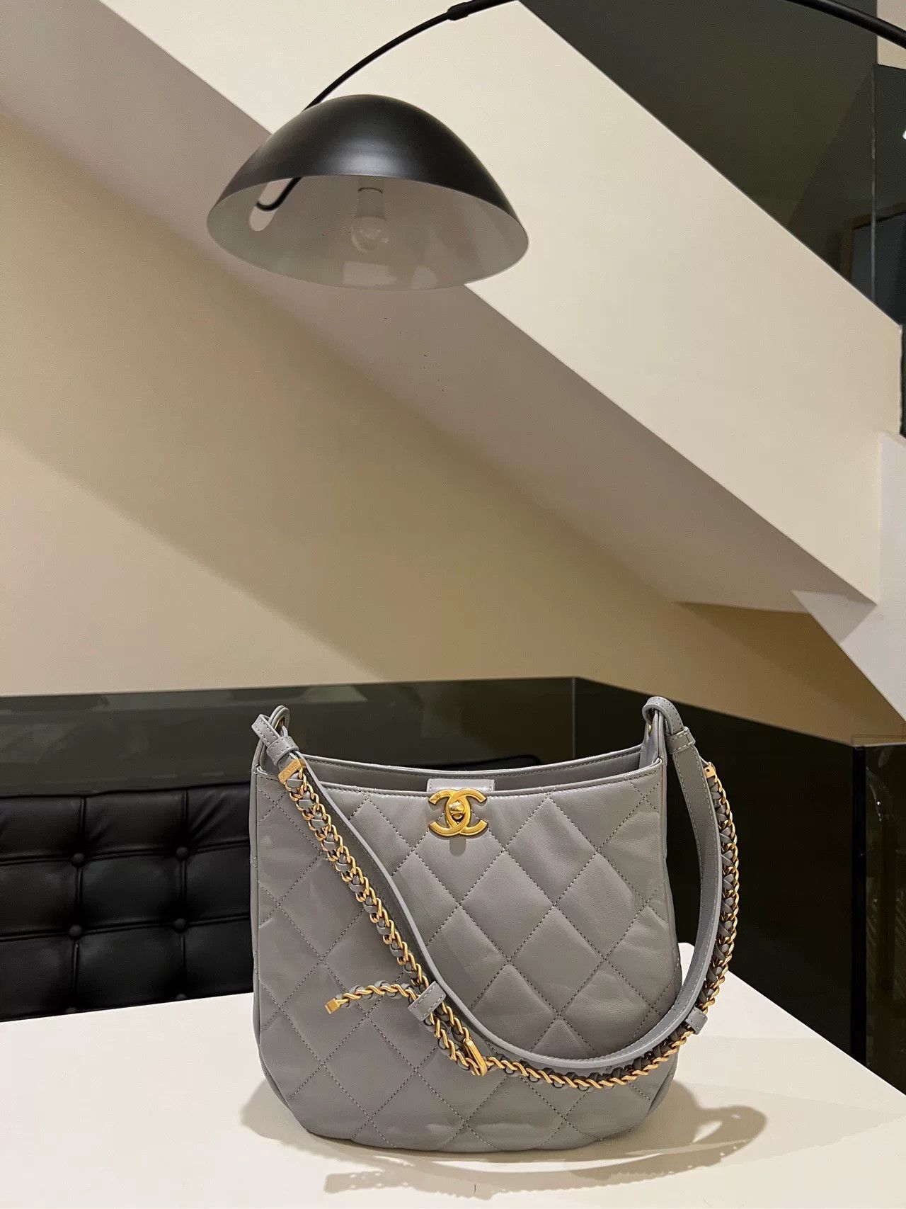 Chanel Pre-loved Bag Very good condition Size ONE SIZE - 1 Thumbnail