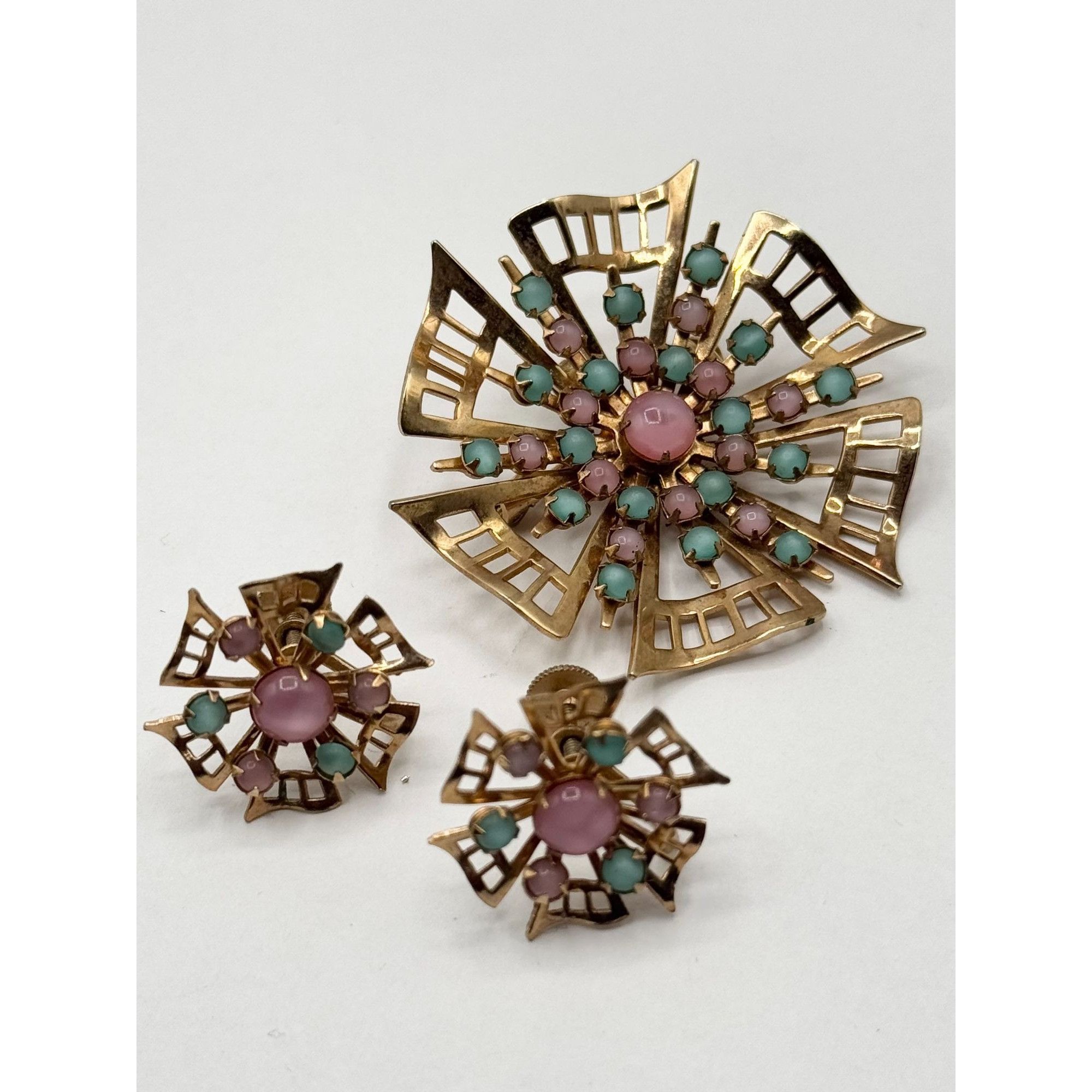 Vintage Vintage pink and blue glass filigree flower brooch pin and e Size ONE SIZE - 6 Thumbnail