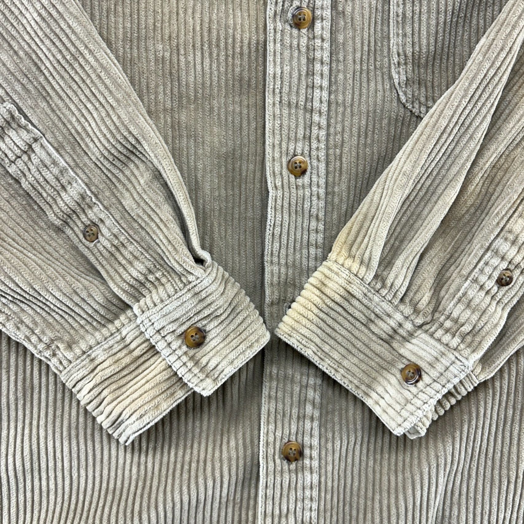 Vintage VINTAGE SCI Shirt Mens L Brown Corduroy Button Down Yellowstone Long Sleeve 90s Size US L / EU 52-54 / 3 - 2 Thumbnail