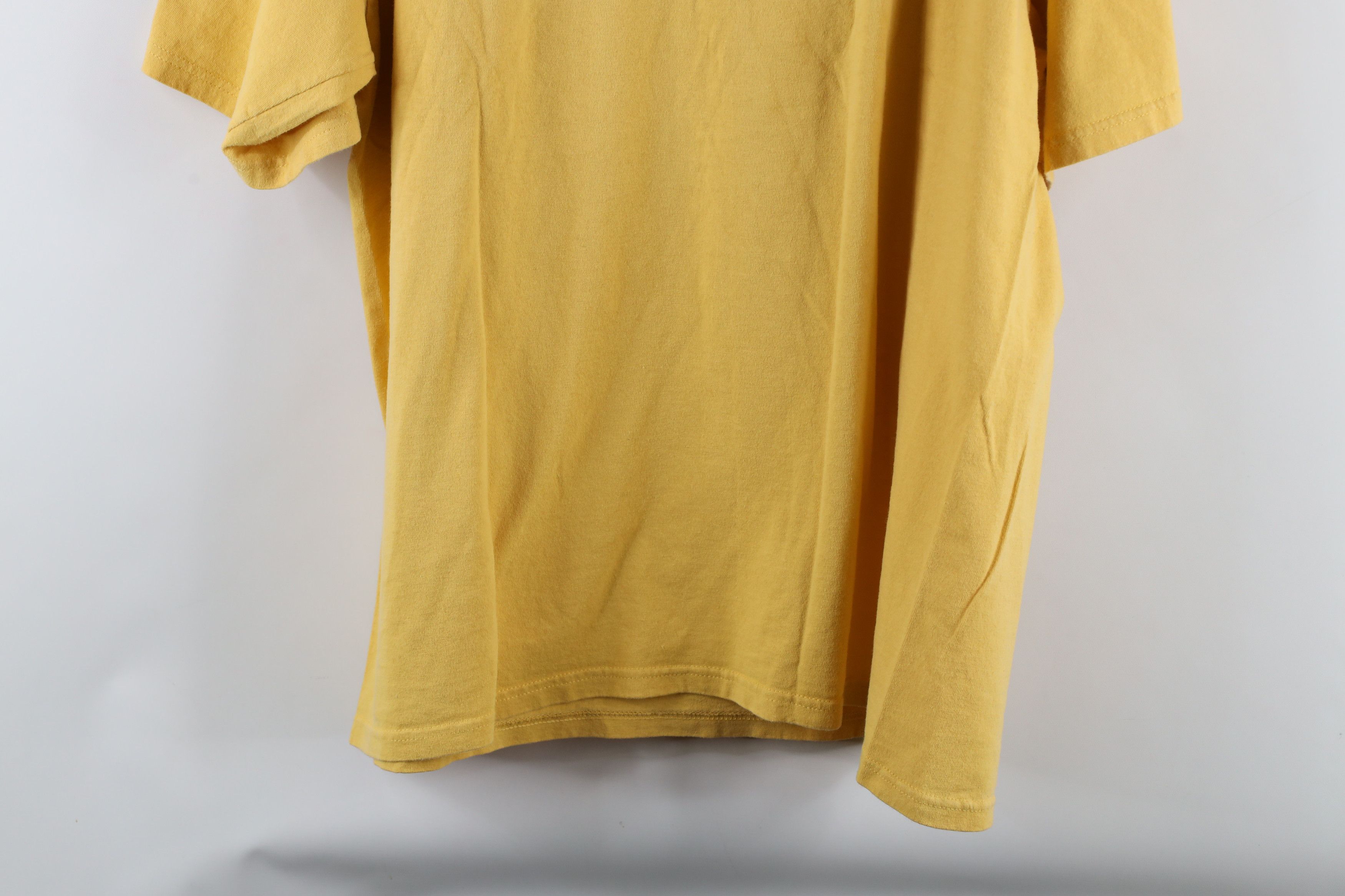 Vintage Vintage 90s Streetwear Fishermans Wharf T-Shirt Yellow Size US XL / EU 56 / 4 - 9 Thumbnail