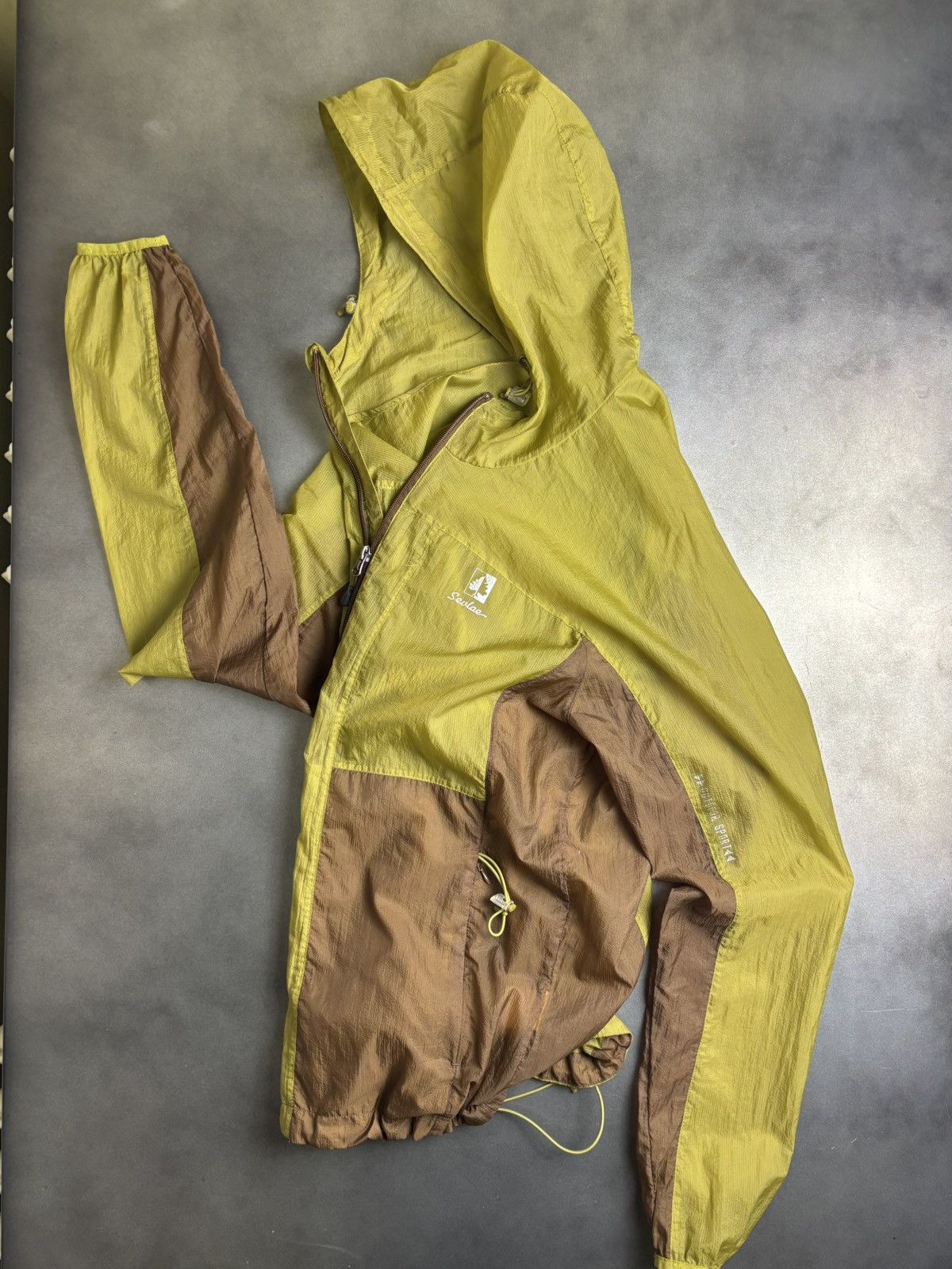 Japanese Brand × Oakley × Salomon Selvae China Mesh Shell Jacket Ultralight Packable Sheer Size US S / EU 44-46 / 1 - 2 Thumbnail