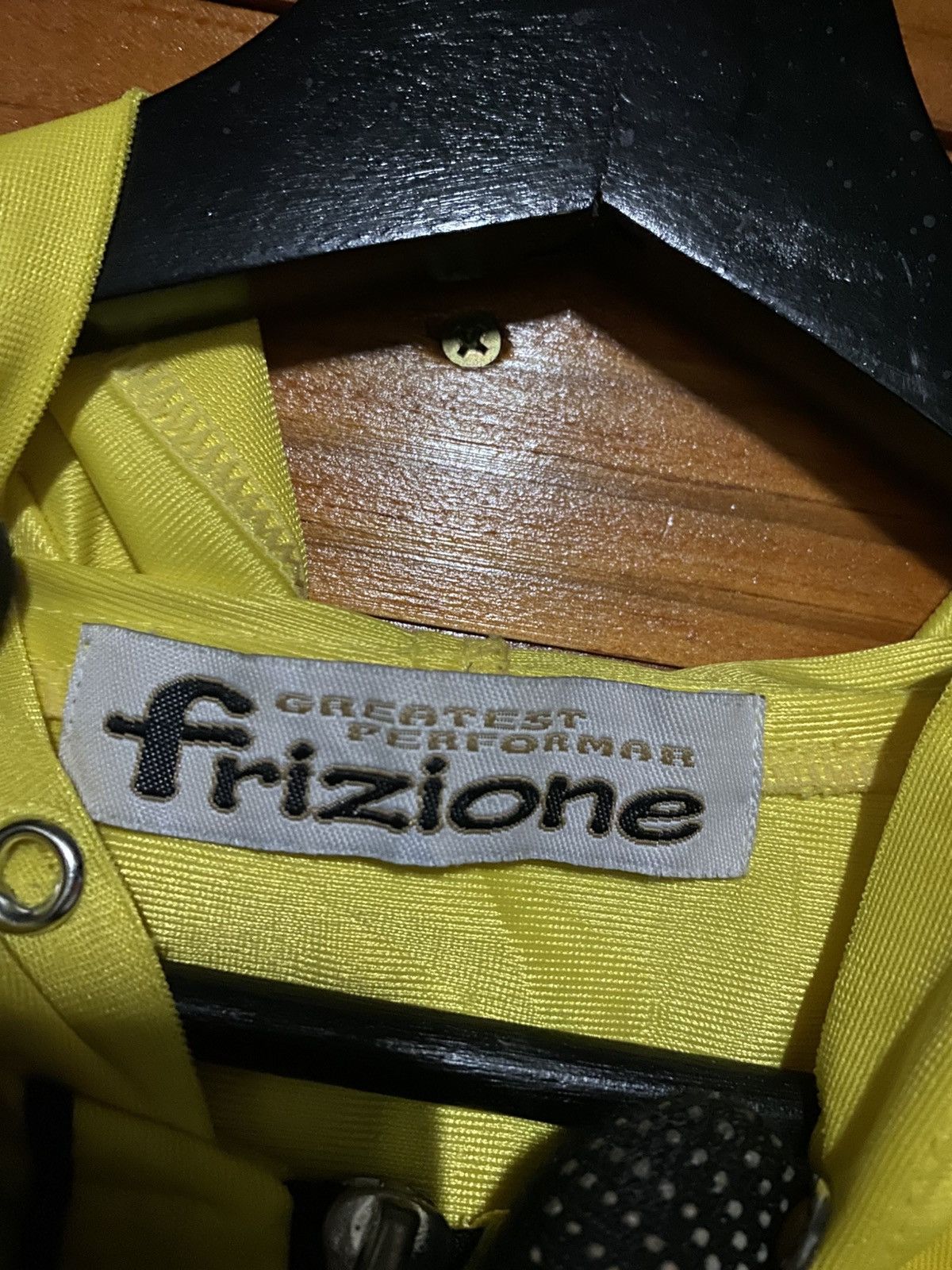 Vintage Vintage Frizione Yellow Sleeveless Hoodie Vest – Streetwear Size US L / EU 52-54 / 3 - 9 Thumbnail