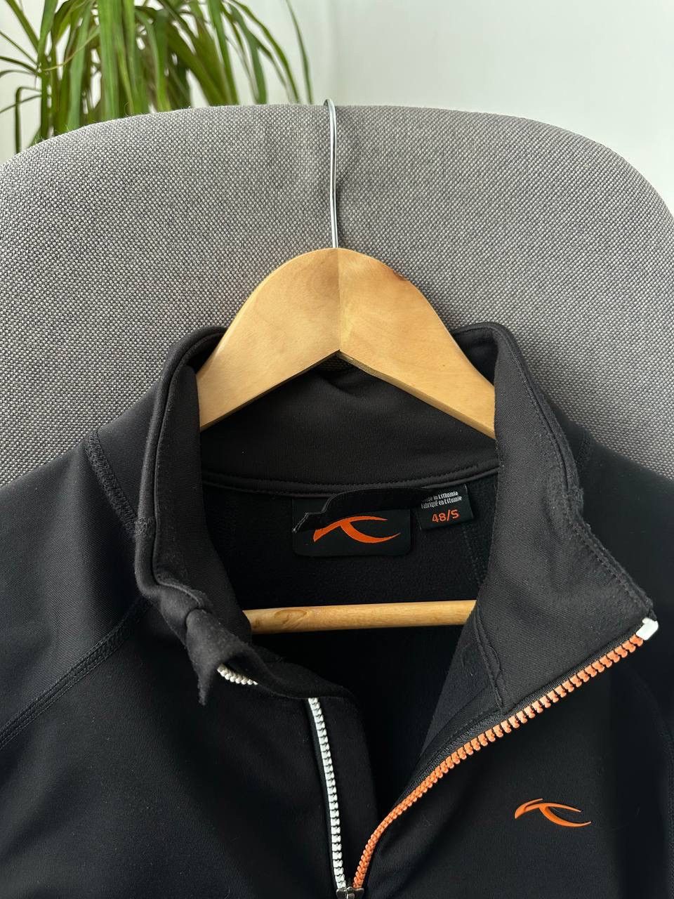 KJUS × Vintage Vintage Kjus Outdoor Black Big Logo Zip Hoodie Size US S / EU 44-46 / 1 - 13 Thumbnail