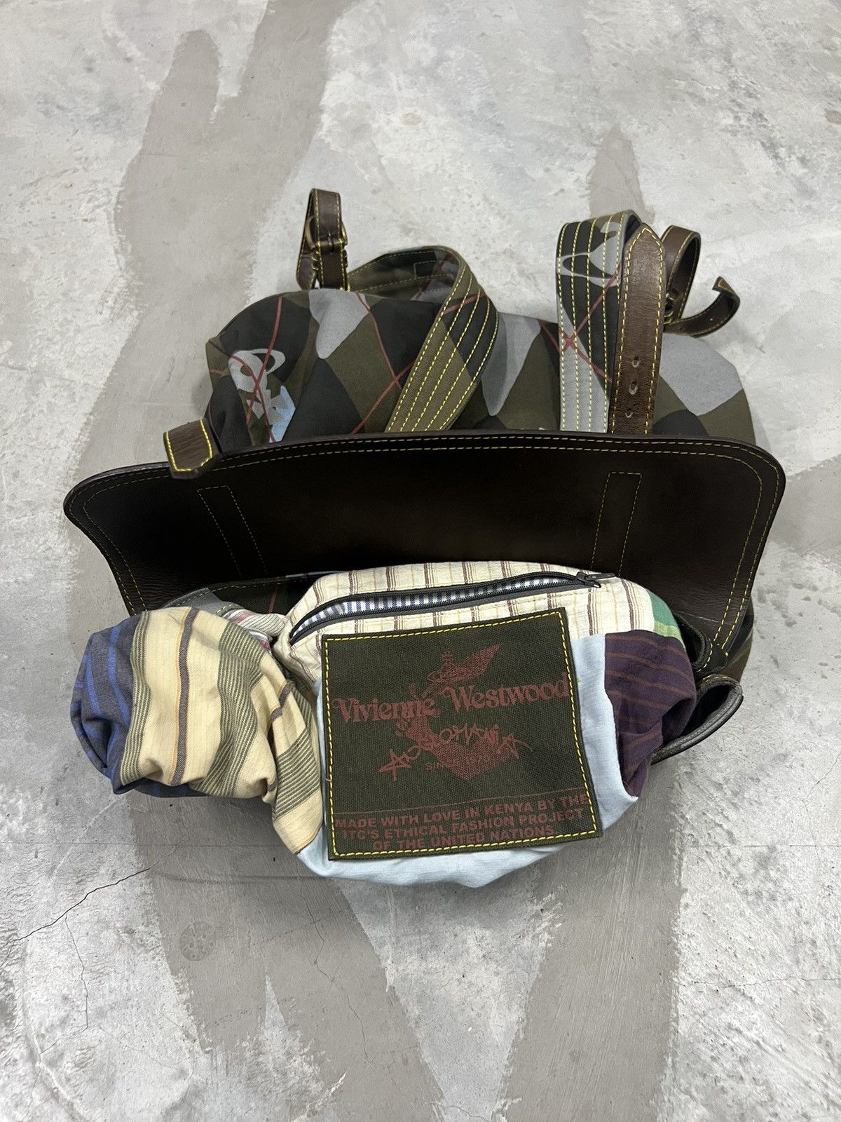 Vivienne Westwood Vivienne Westwood Africa Harlequin Steamer Rucksack. Size ONE SIZE - 4 Thumbnail