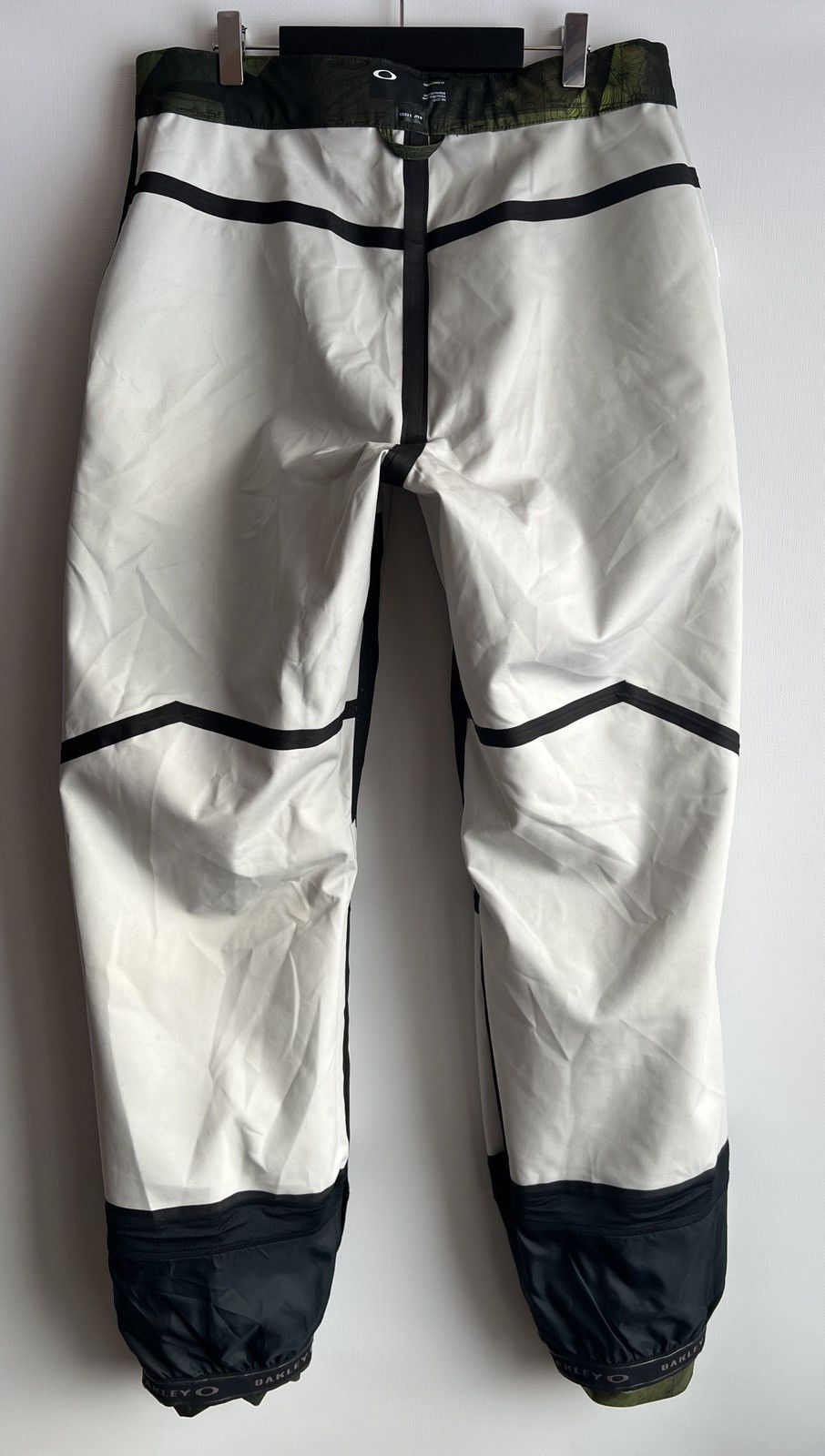 Oakley Oakley Ski Snowboard Pants Size US 31 - 13 Thumbnail