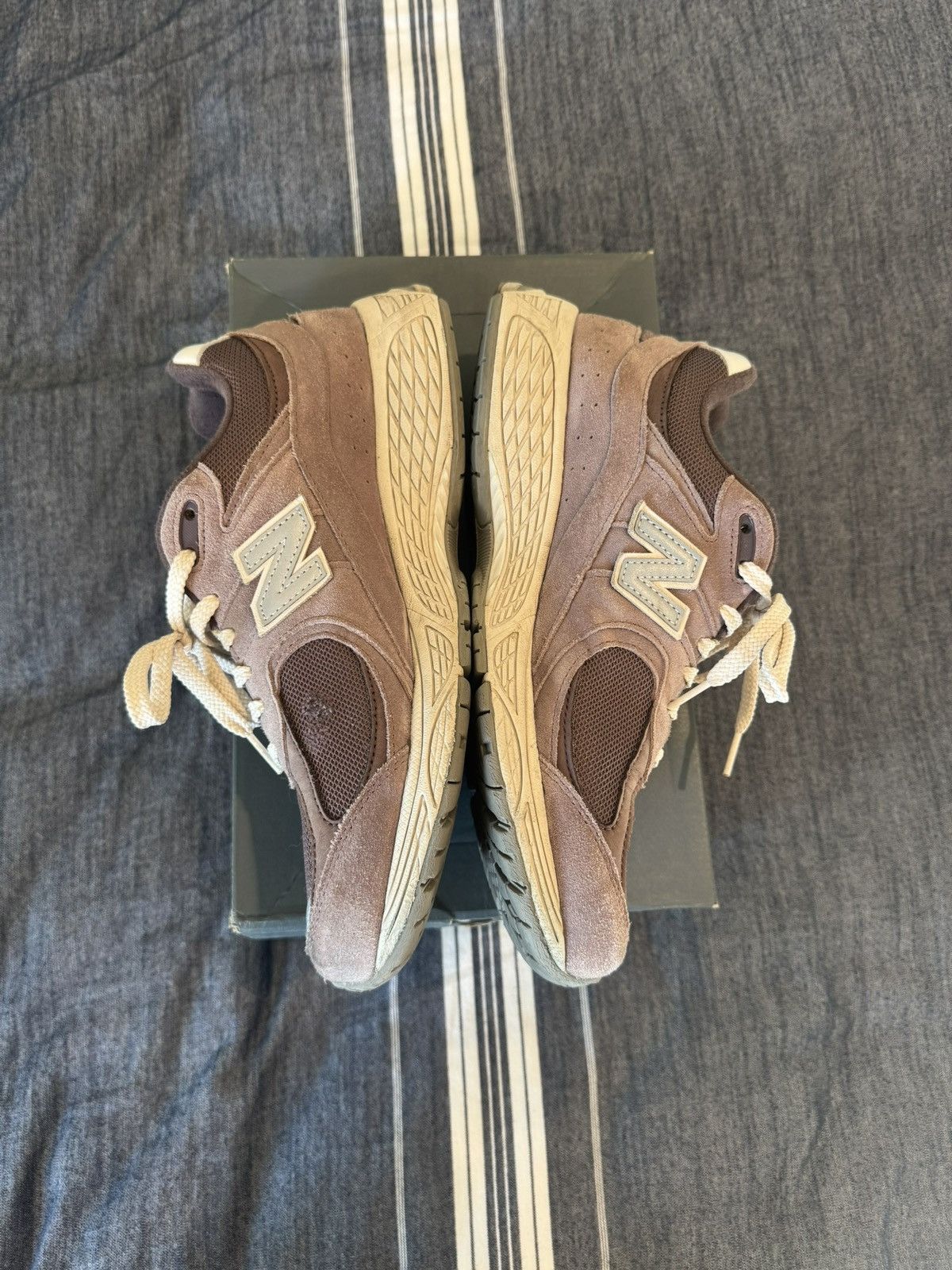 New Balance New Balance 2002R Size US 11 / EU 44 - 2 Thumbnail