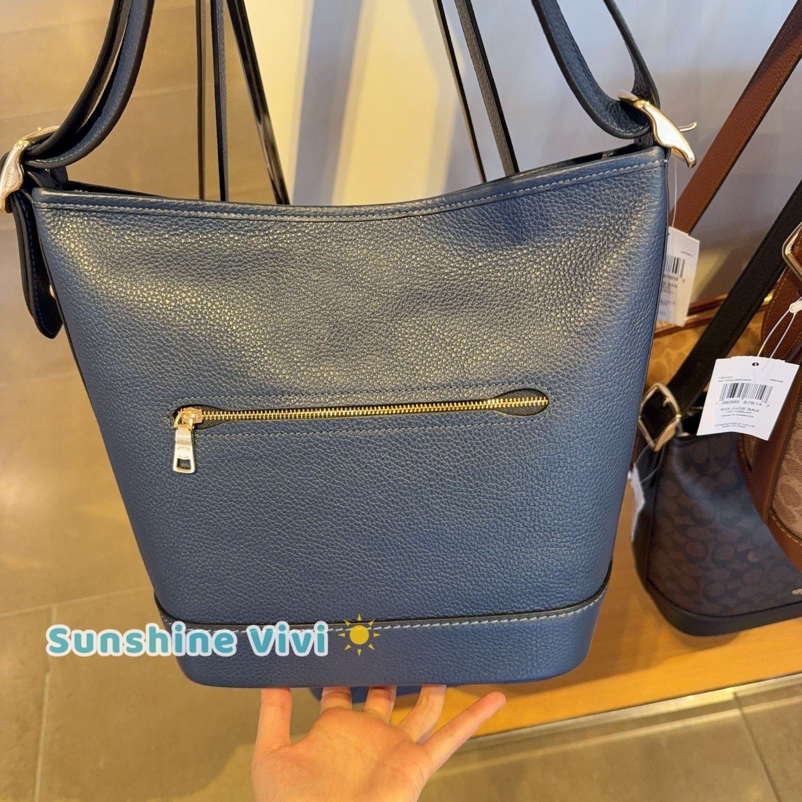 Coach NWT Coach Jude Bag pebble leather CBH18 Gold/Deep Blue Size ONE SIZE - 4 Thumbnail
