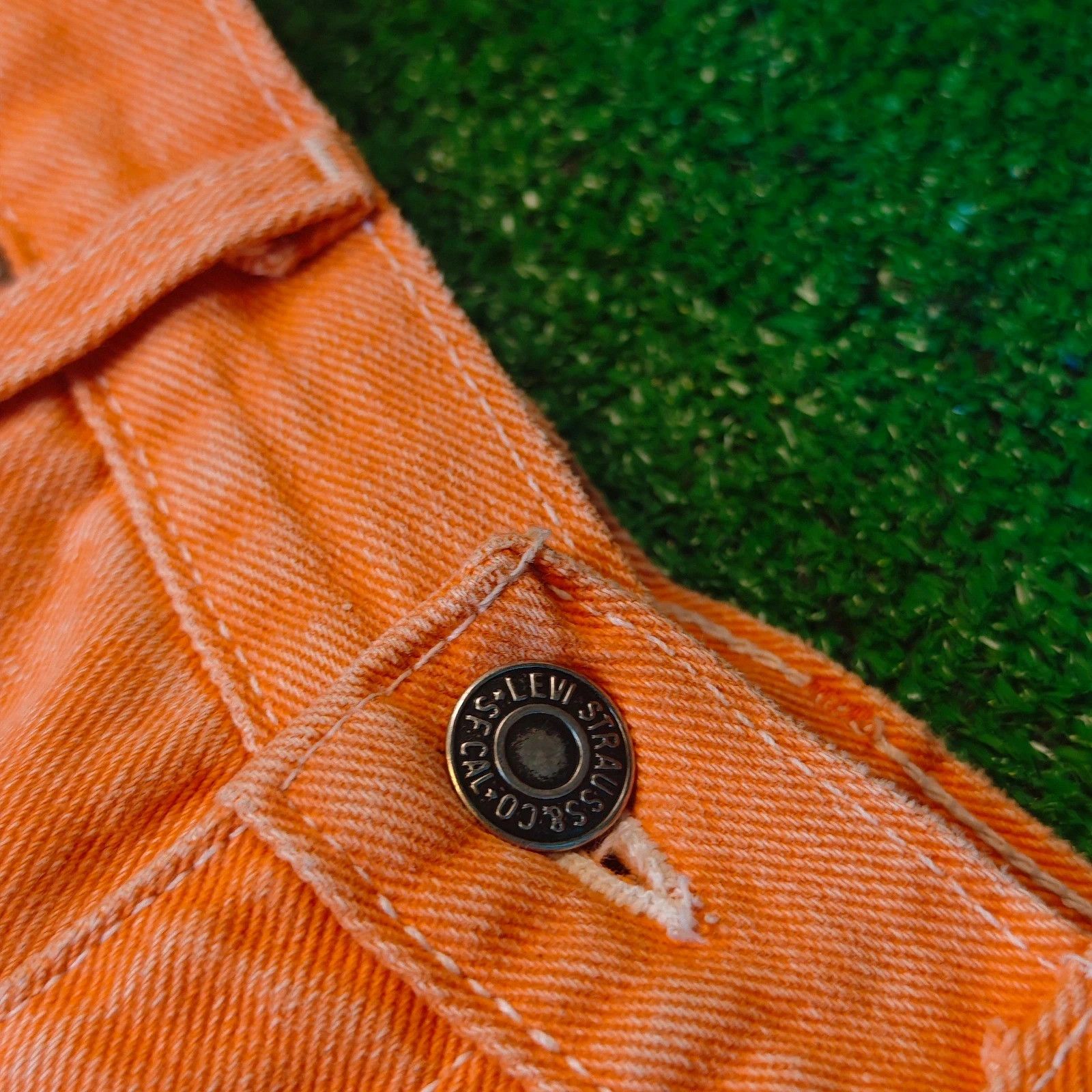 Levi's Vintage Clothing Vintage Levi's 900 Jeans womens 26 Orange 90s drip rare Size 26" / US 2 / IT 38 - 12 Thumbnail