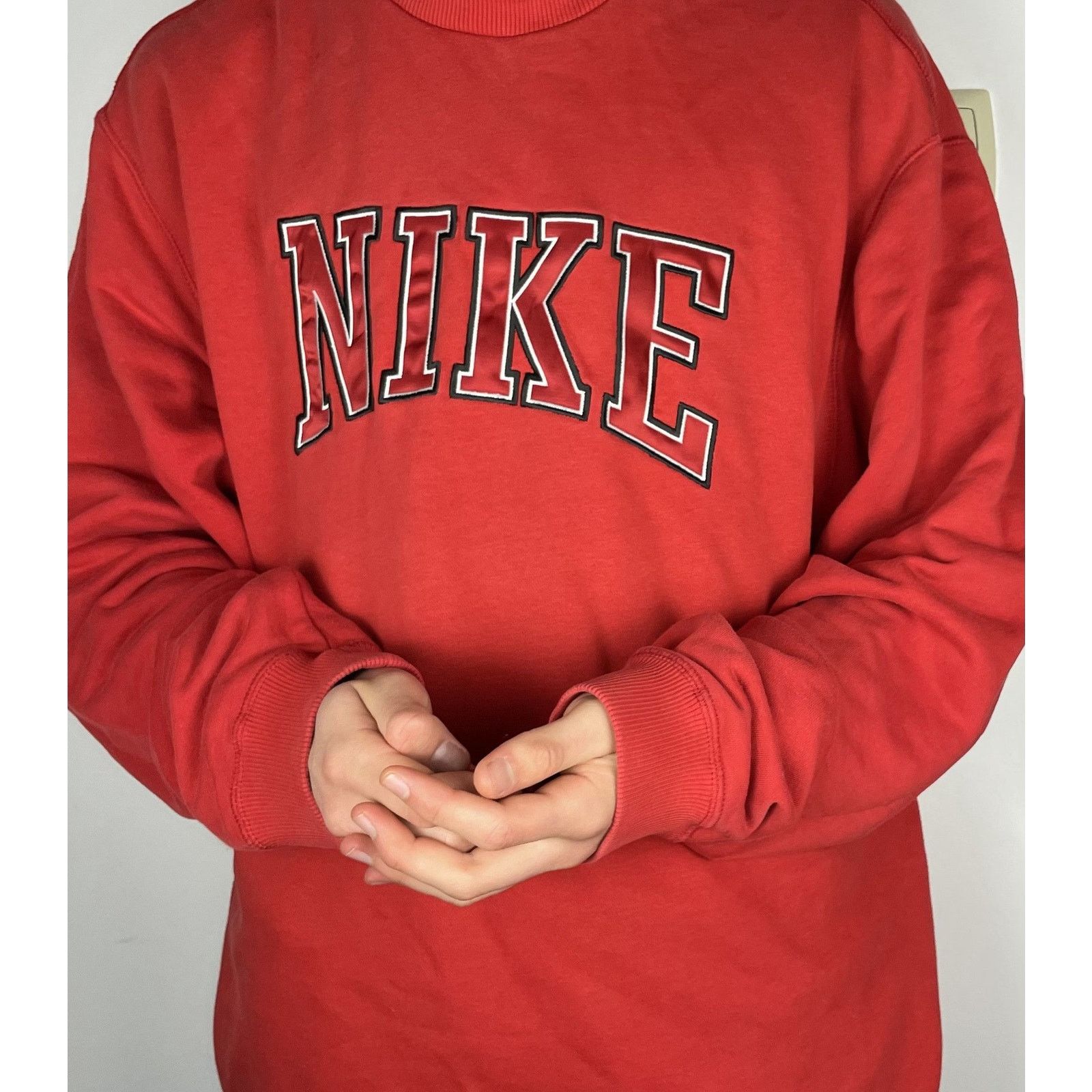 Nike × Vintage Nike Sportswear Men's Red Spellout Swoosh Sweatshirt 2XL Size US XXL / EU 58 / 5 - 2 Thumbnail