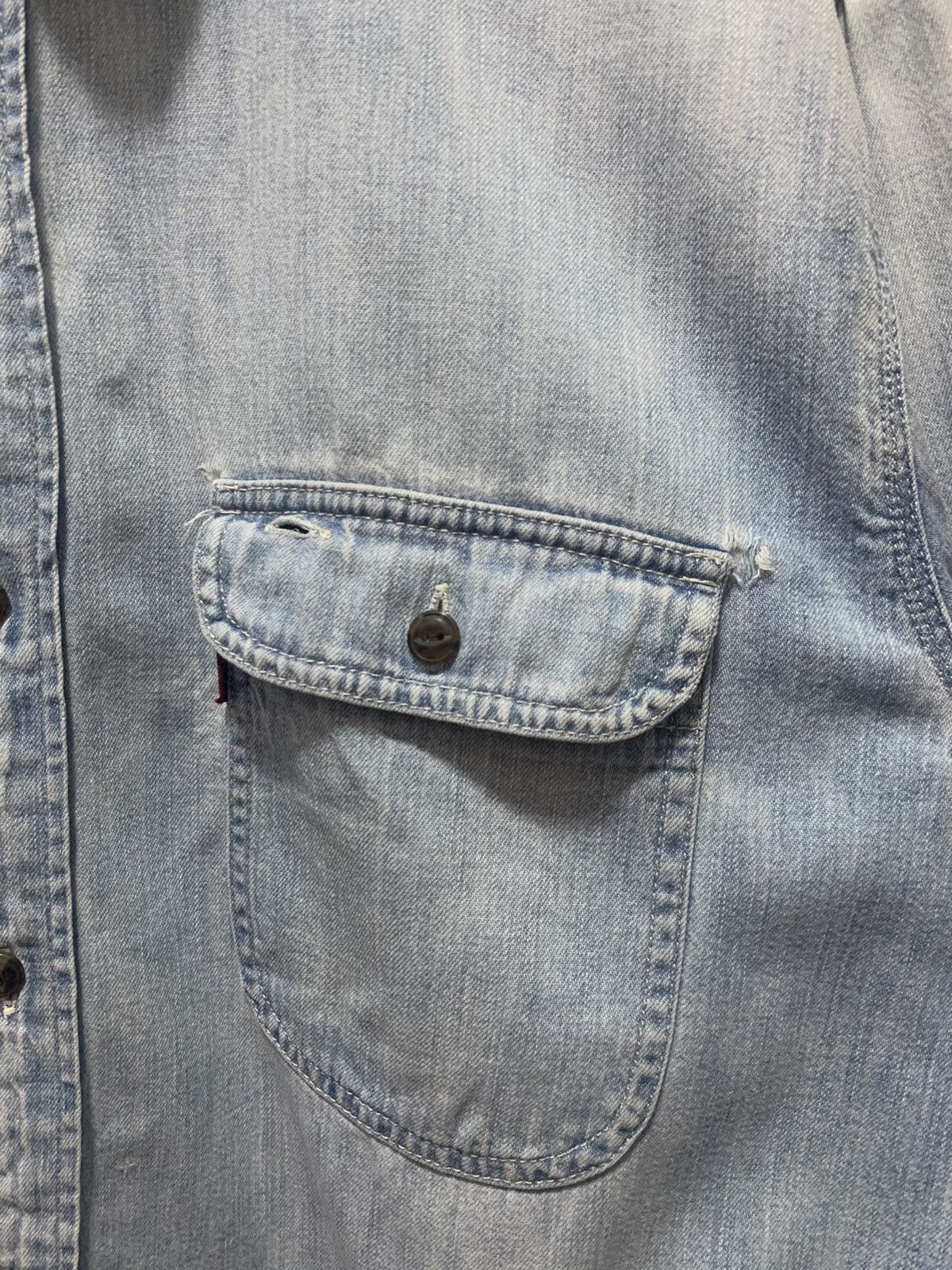 Levi's Vintage Levi’s Denim Sun Faded Shirt Large Size Size US L / EU 52-54 / 3 - 5 Thumbnail