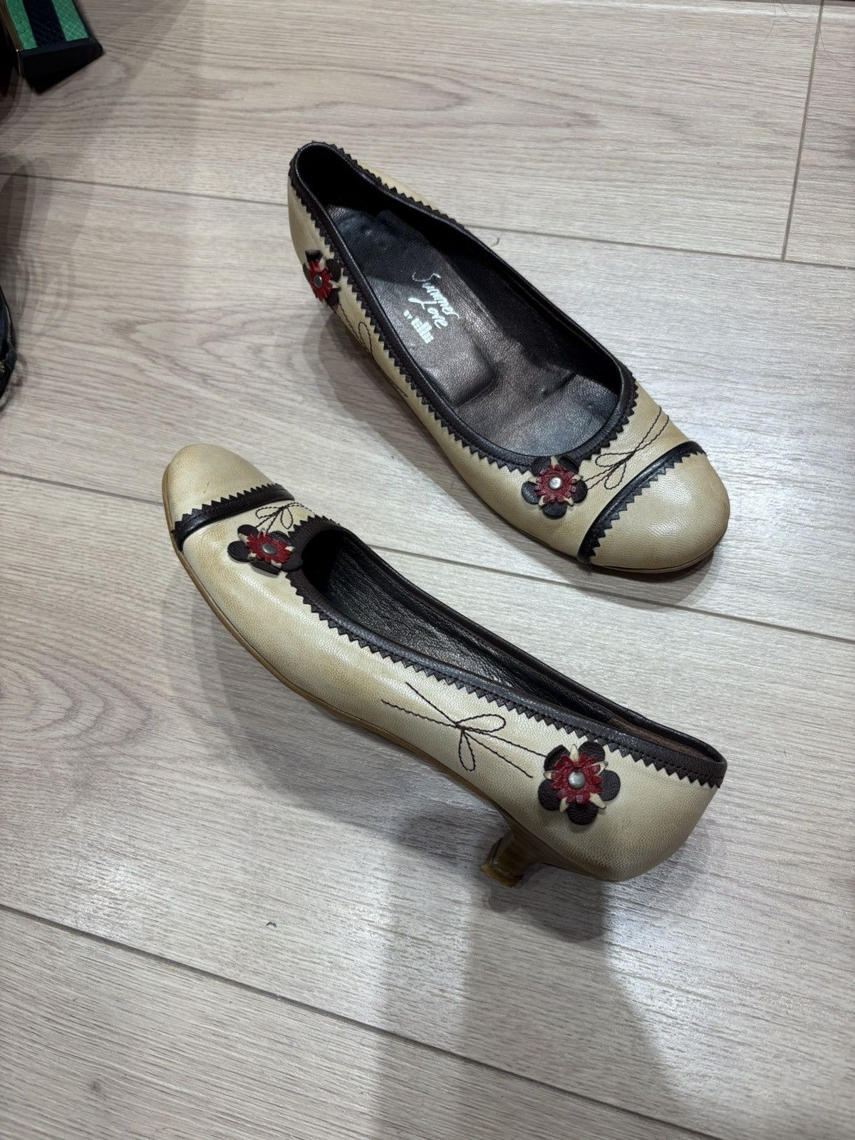 Vintage Vintagw kitten heels Size US 7 / IT 37 - 14 Thumbnail