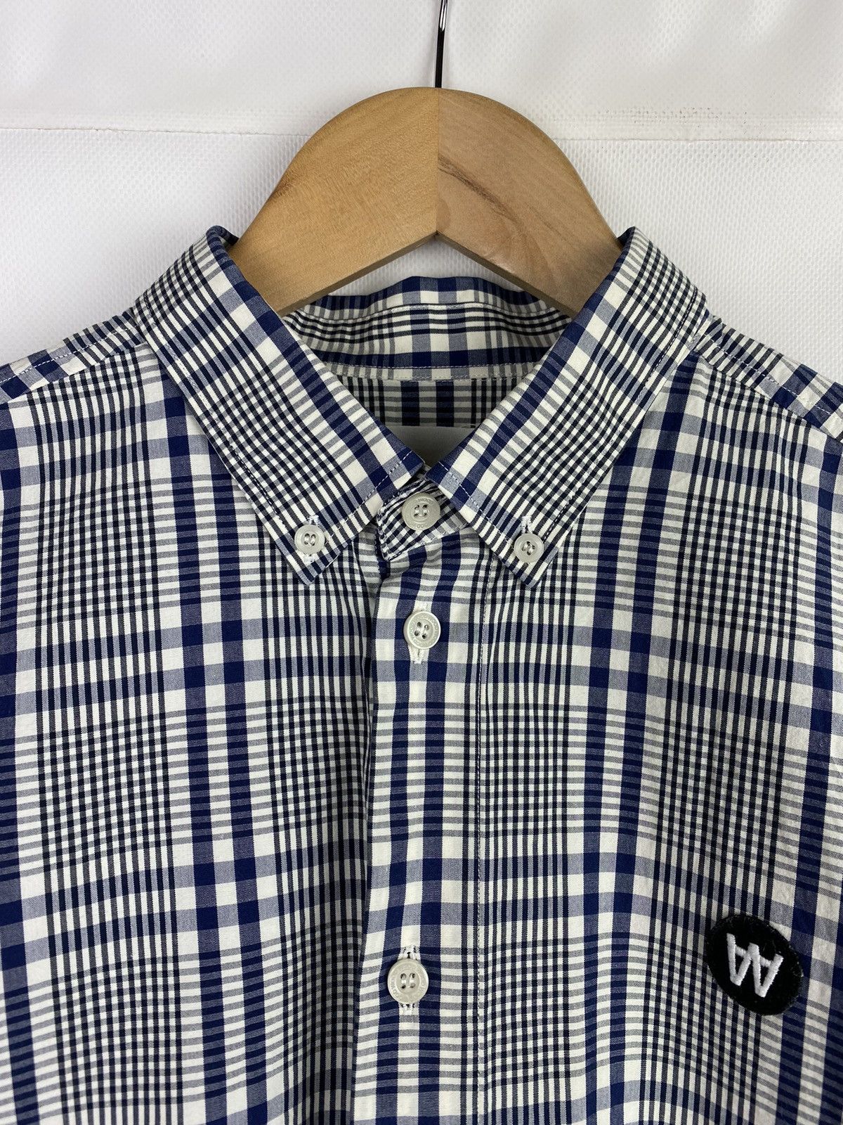 Wood Wood Wood Wood men’s checked long sleeve button up shirt size XL Size US XL / EU 56 / 4 - 5 Thumbnail