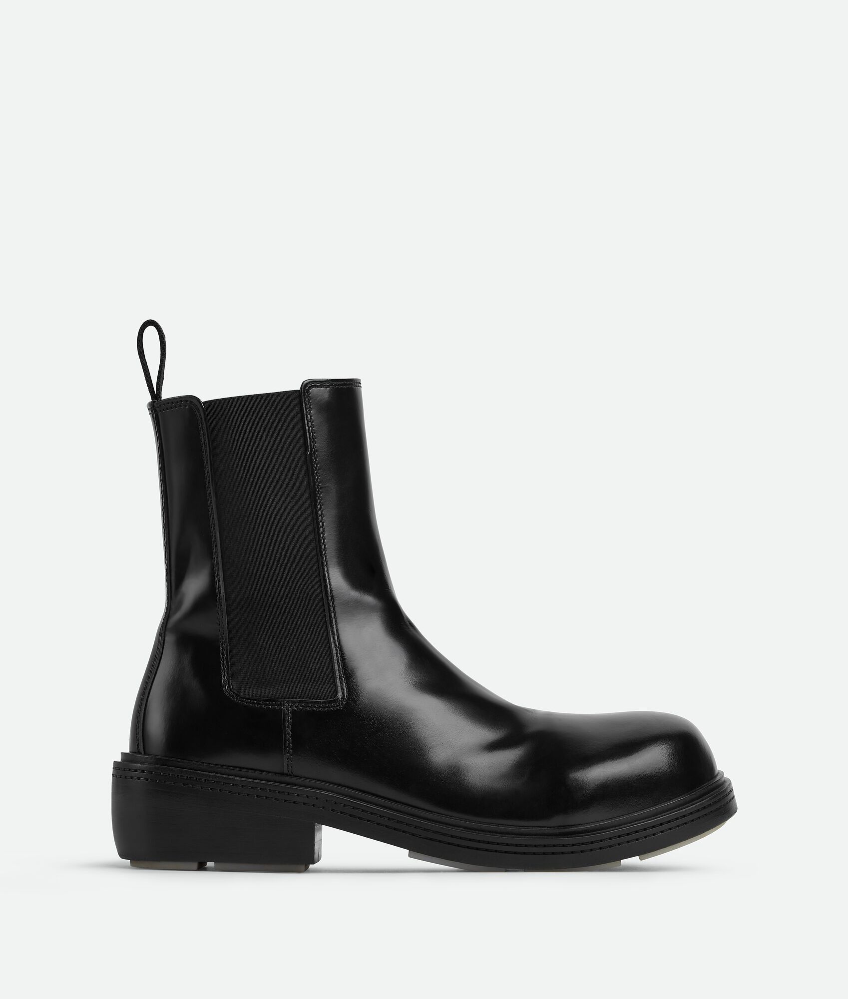 Bottega Veneta o1w1db10825 Fireman Chelsea Ankle Boots in Black Size US 10 / EU 43 - 1 Thumbnail