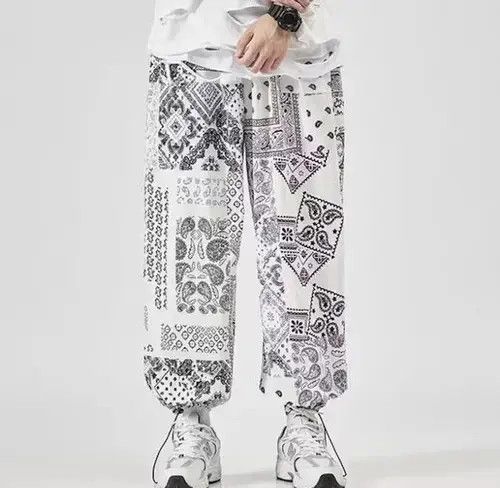 Jean 20AW Indigo Union Japan White Bandana Paisley Jogger Pants Size US 31 - 1 Thumbnail