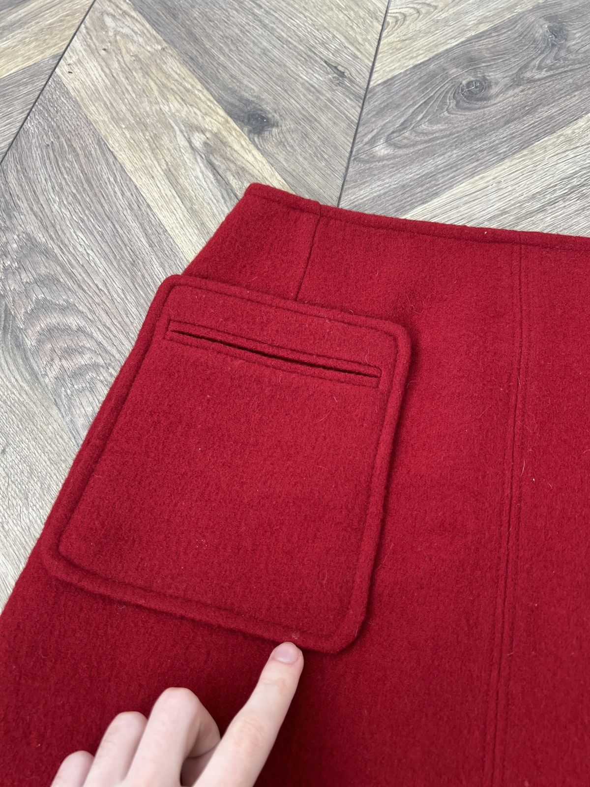 Vintage × Weekend Max Mara Vintage Weekend Max Mara Cranberry Red Wool A-Line Skirt Size 26" / US 2 / IT 38 - 14 Thumbnail