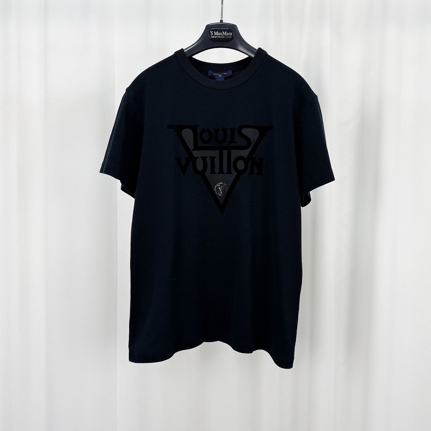 Louis Vuitton Louis Vuitton Midnight Logo T-Shirt Size L Size L / US 10 / IT 46 - 1 Thumbnail