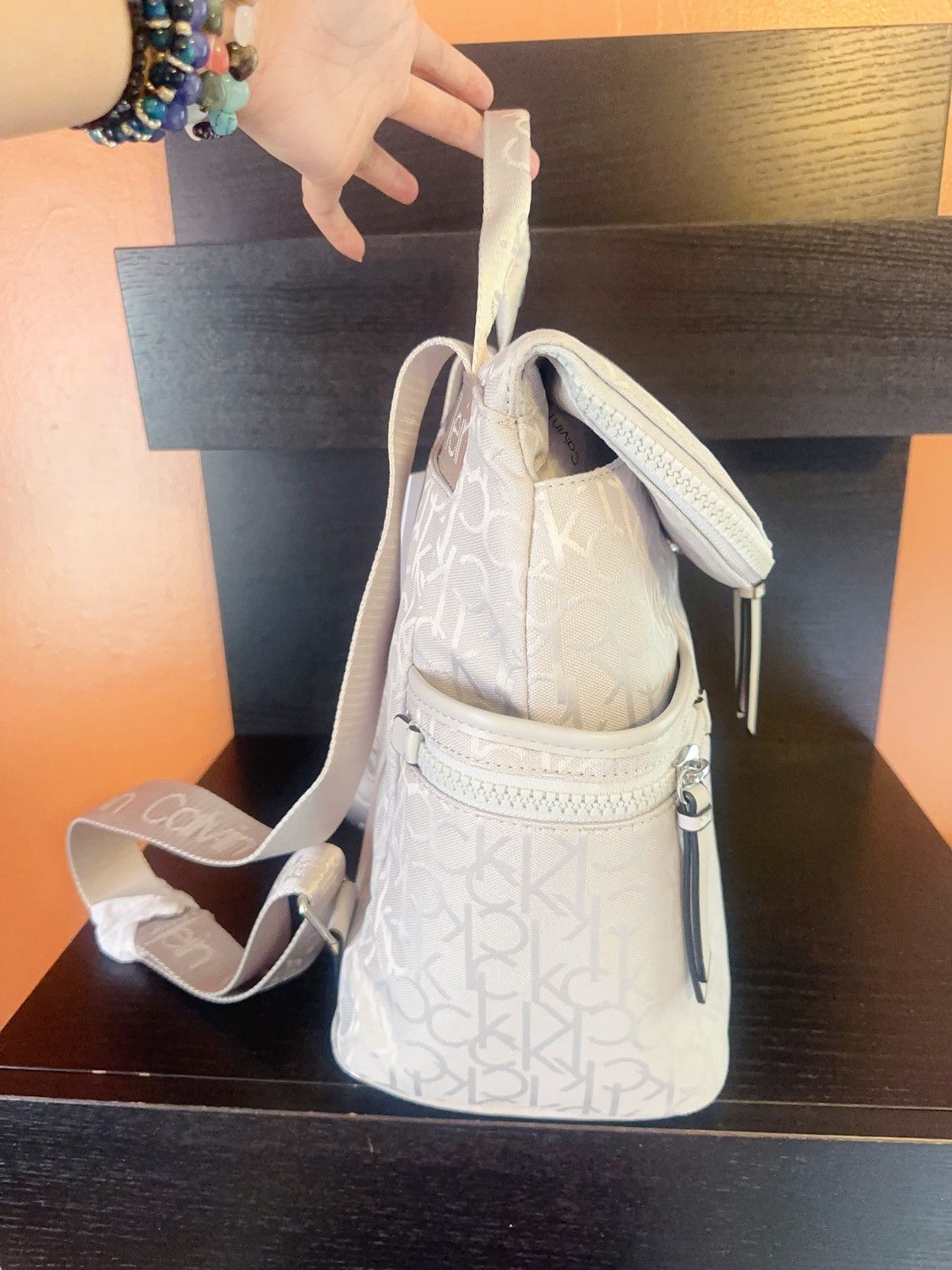 Calvin Klein $178 Calvin Klein Shine Convertible Zip-round Size ONE SIZE - 3 Thumbnail