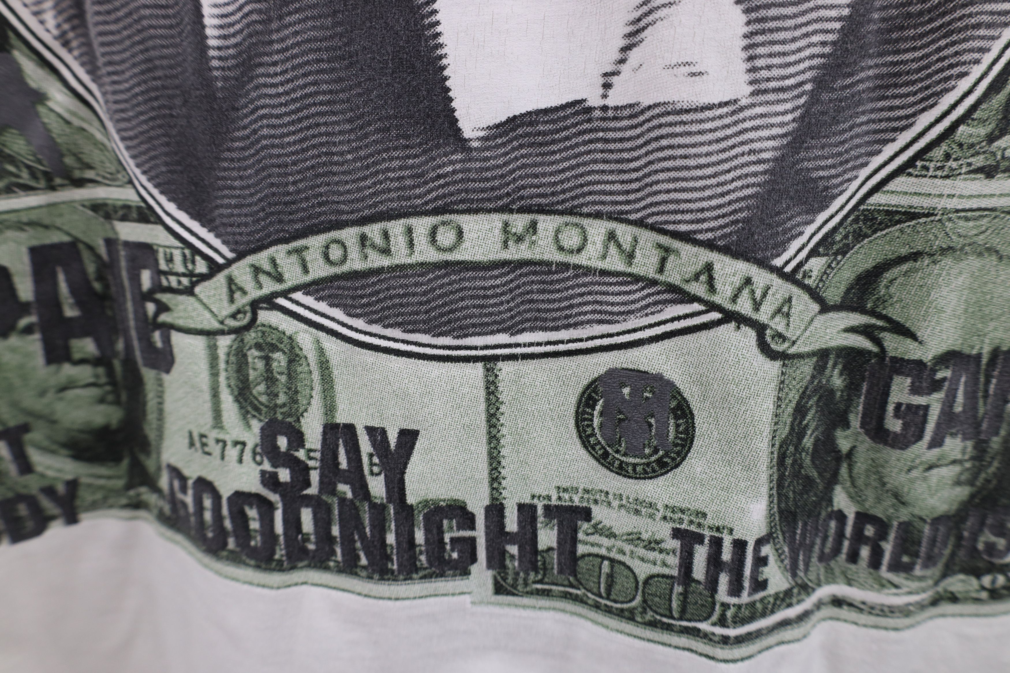 Vintage Vintage 90s Y2K Tony Montana Scar Face Short Sleeve T-Shirt Size US XXL / EU 58 / 5 - 6 Thumbnail