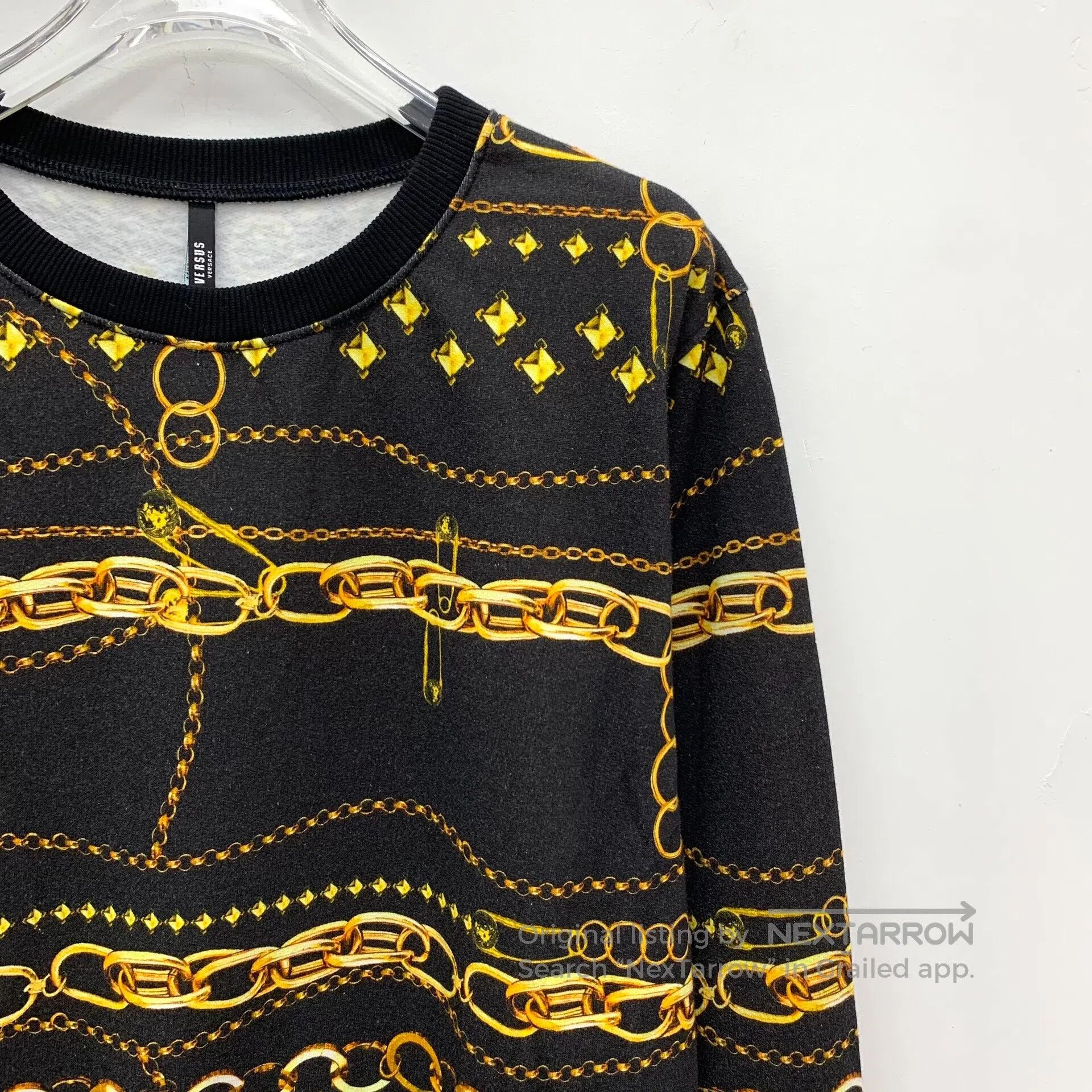 Versace Versace Black cotton long-sleeved sweatshirt with gold cha Size US M / EU 48-50 / 2 - 3 Thumbnail