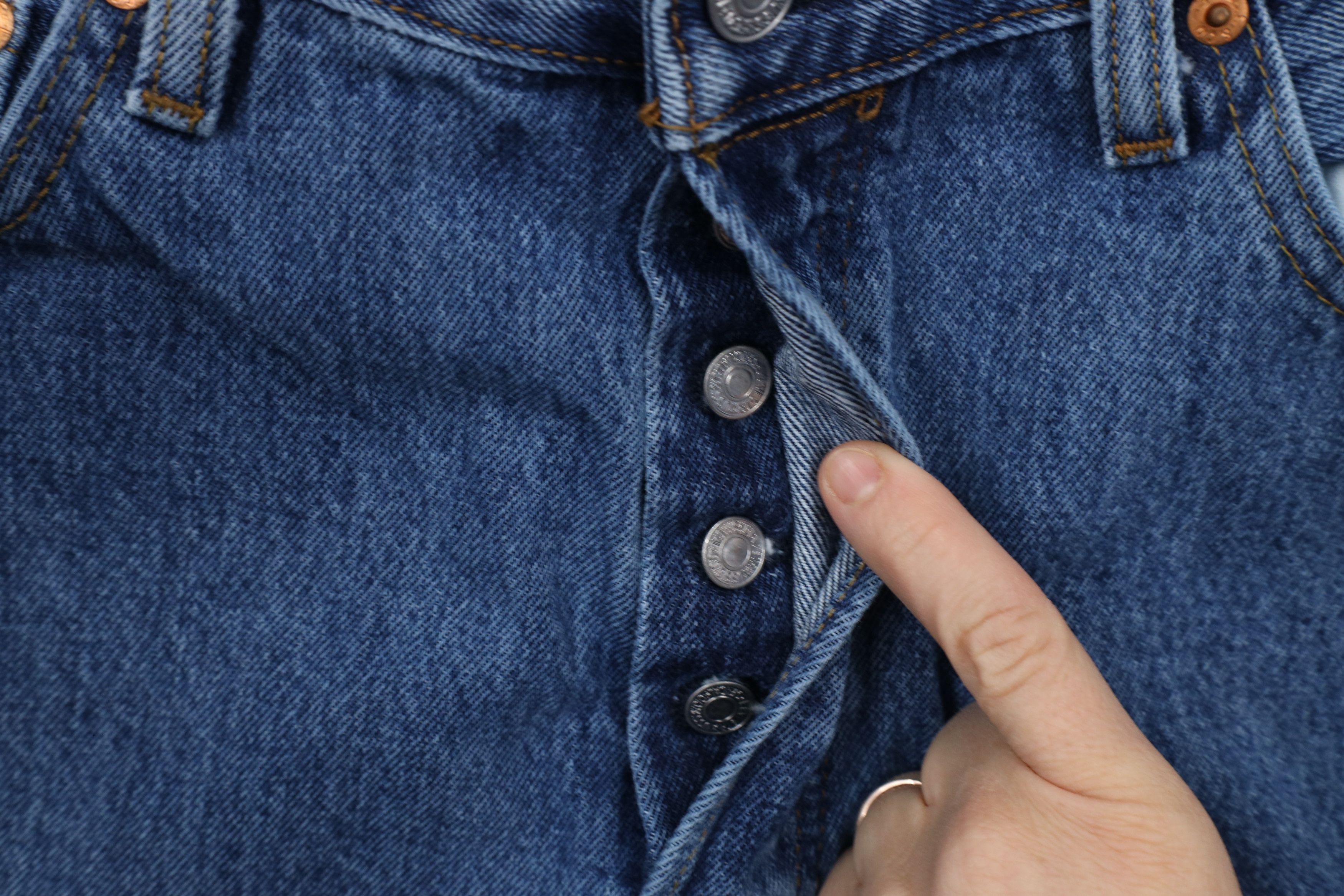 Levi's × Vintage Vintage Y2K Levis 501xx Button Fly Original Fit Denim Jeans Size US 34 / EU 50 - 7 Thumbnail