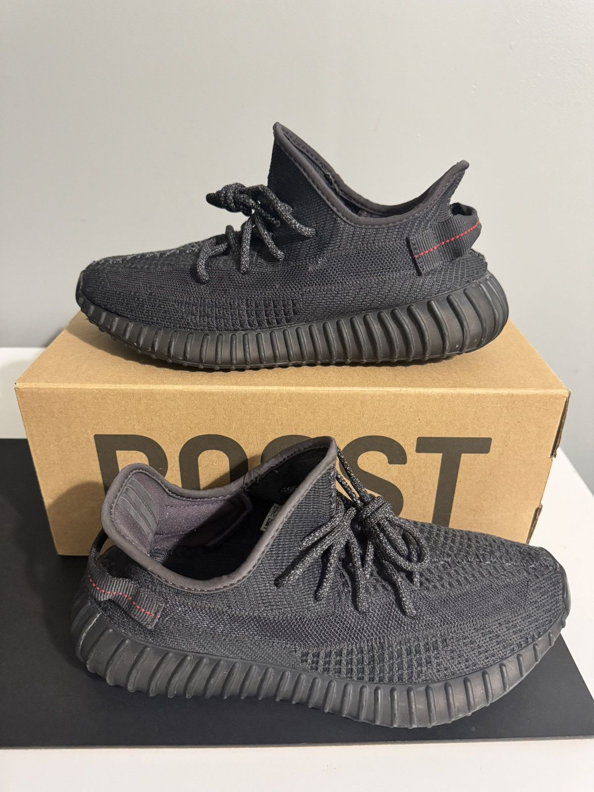 Adidas × Kanye West × Yeezy Yeezy Boost 350 V2 “Black” Size US 9 / EU 42 - 4 Thumbnail