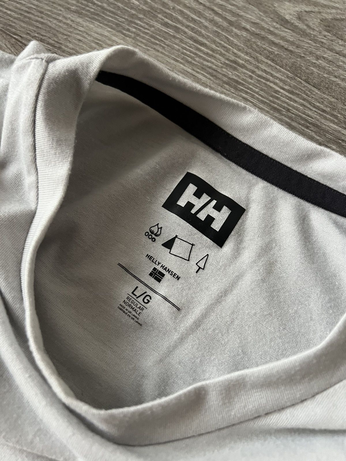 Helly Hansen Helly Hansen Norway Style Patch Pocket Active T-Shirt Size US L / EU 52-54 / 3 - 14 Thumbnail