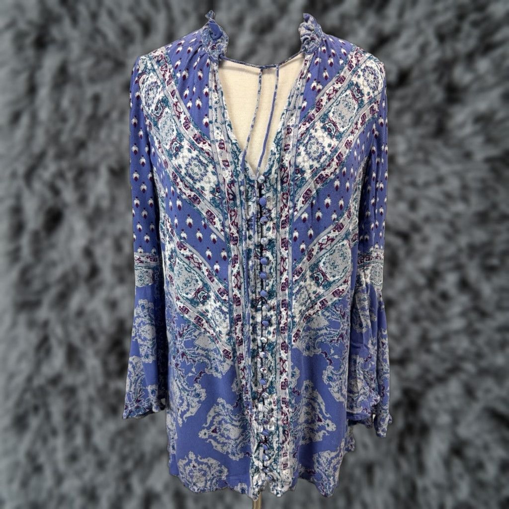 Free People VINTAGE Free People Tunic Blouse Womens Small Bohemian Peasant Long Sleeve Bell Sleeves Rayon Blue 90s Casual Size S / US 4 / IT 40 - 1 Thumbnail